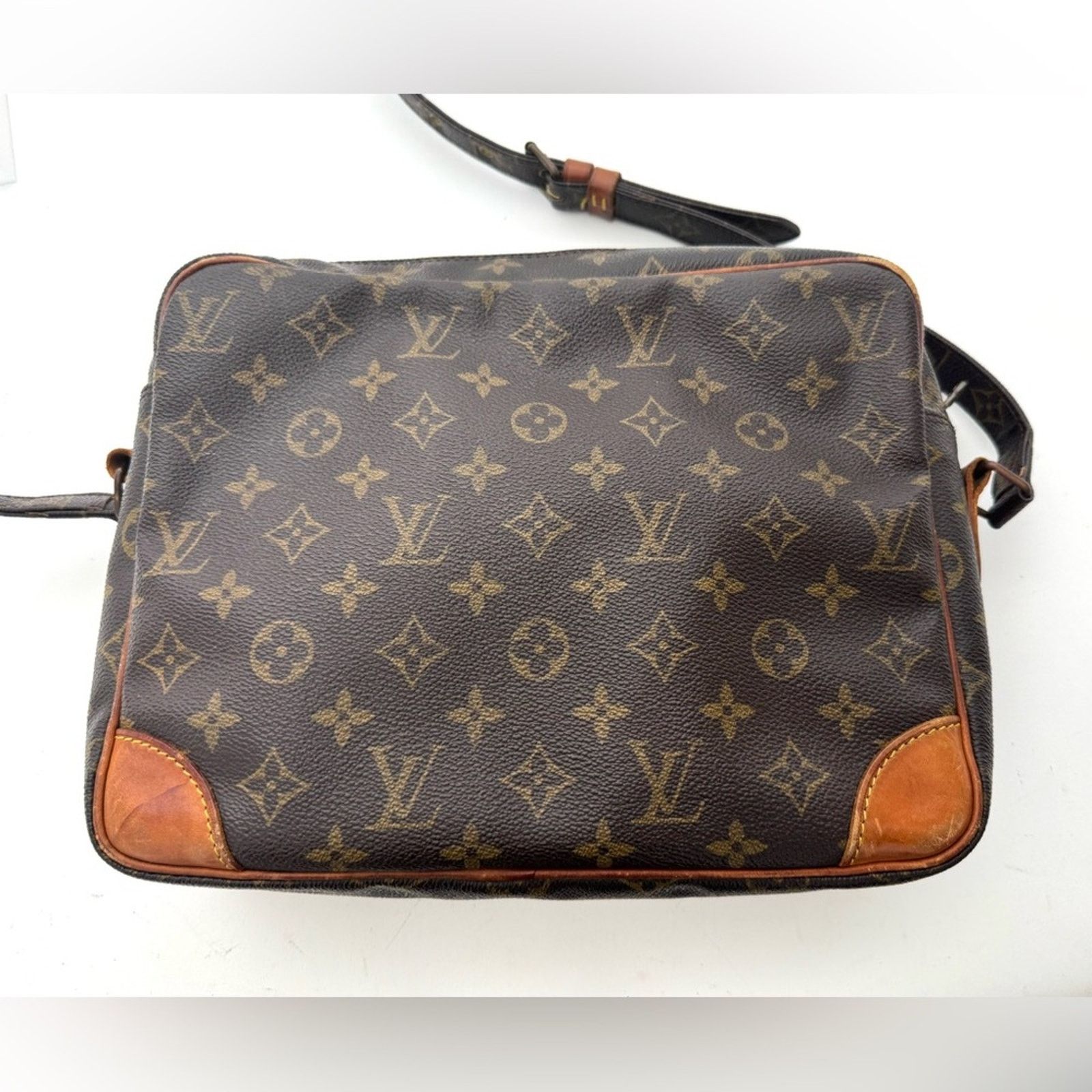 Louis Vuitton Louis Vuitton Brown Monogram Potomac top zip shoulder bag Size ONE SIZE - 5 Thumbnail