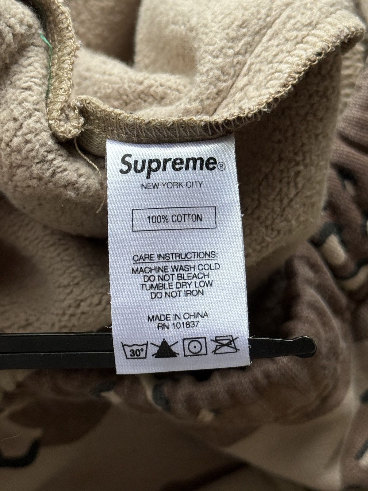 Supreme Supreme Rib Sweatpant Chocolate Chip Camo FW20 size Medium Size 40L - 6 Thumbnail
