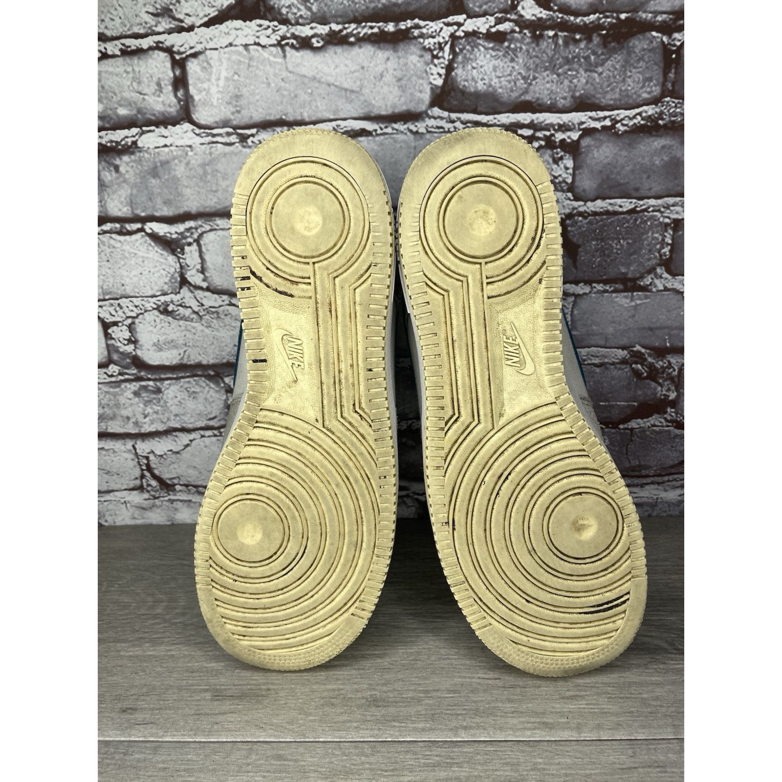 Nike Nike Undefeated x Air Force 1 Low 5 White Leather Grey Suede Size US 10.5 / EU 43-44 - 21 Thumbnail
