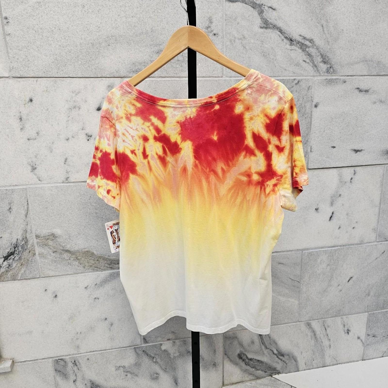 Designer Time and Tru Women's Tie-Dye Handmade T-shirt Size XXL / US 16-18 / IT 52-54 - 4 Thumbnail