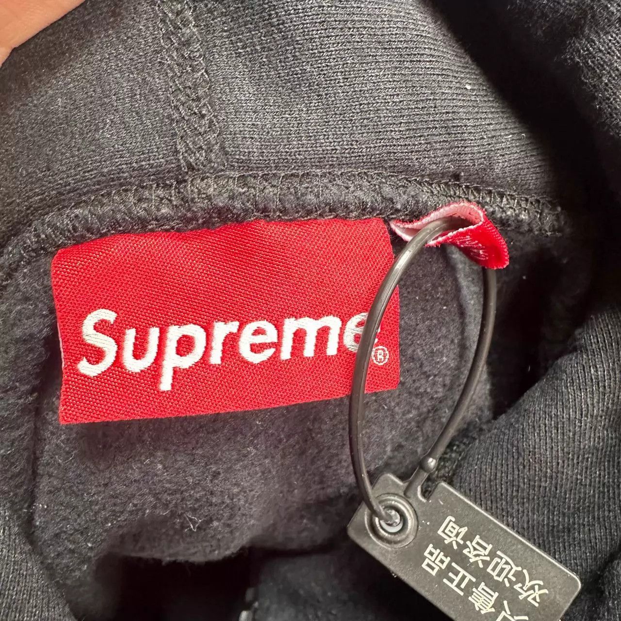Supreme SUPREME Black On Black Box Logo Hoodie M 99 DY9925 Size US M / EU 48-50 / 2 - 3 Thumbnail