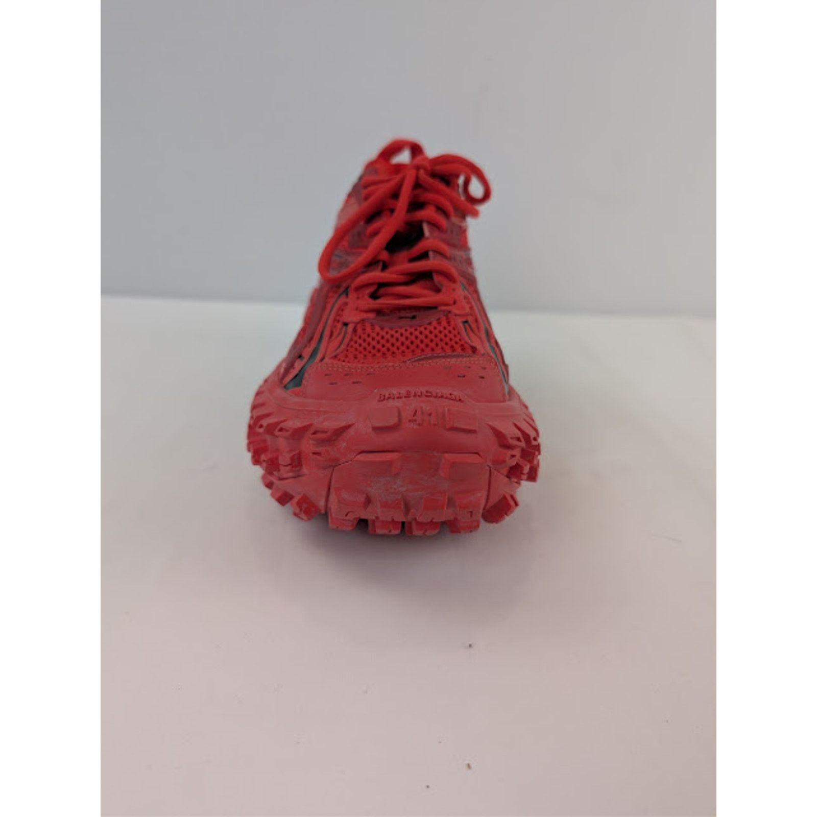 Balenciaga o1rshd1 Bouncer / Defender Sneaker in Red / Black Size US 11 / EU 44 - 13 Thumbnail
