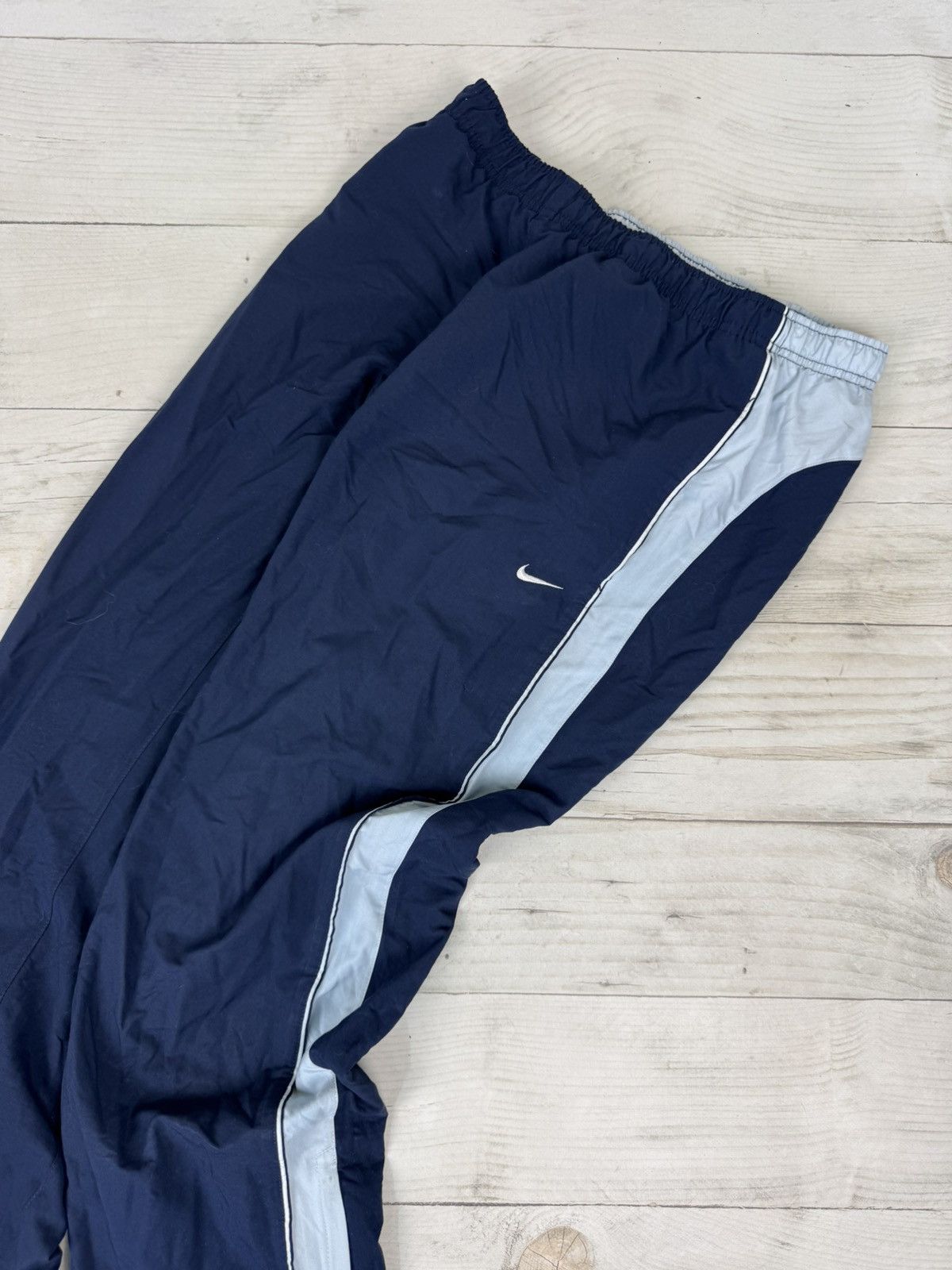 Nike Vintage Nike Track Pants Nylon 00s Swoosh Striped Y2K Size US 32 / EU 48 - 2 Thumbnail