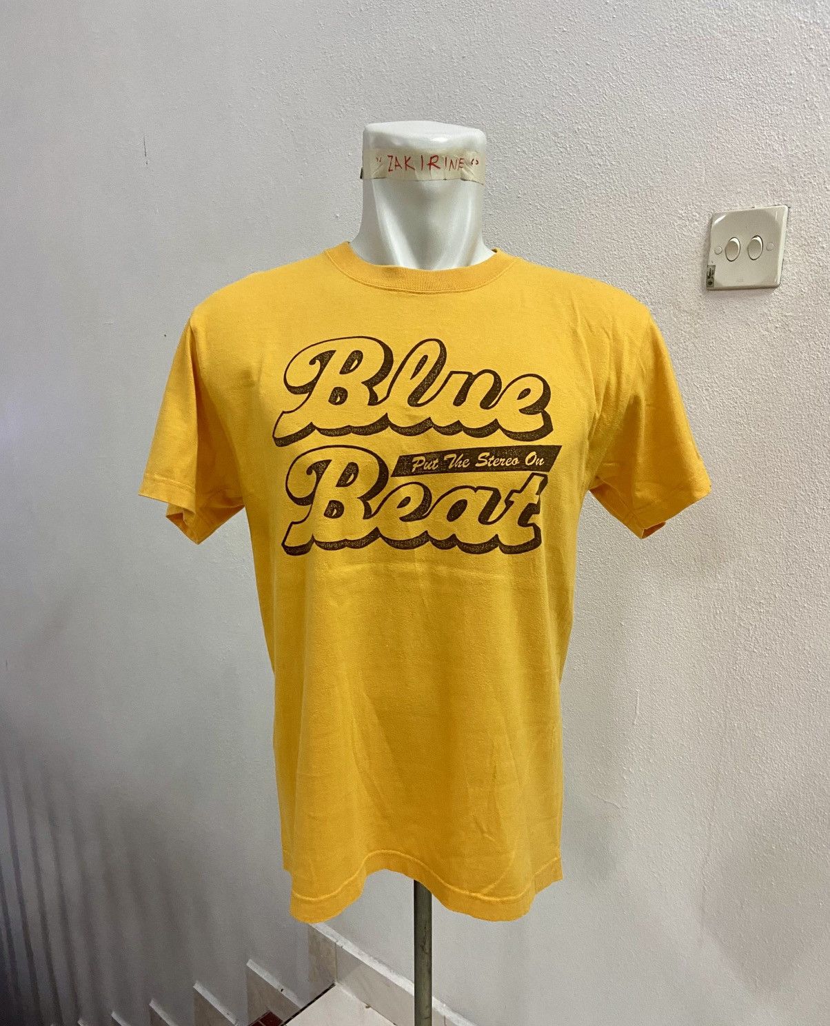 Other RED HOT MAMA BLUE BEAT RECORDS TEE Size US M / EU 48-50 / 2 - 3 Thumbnail