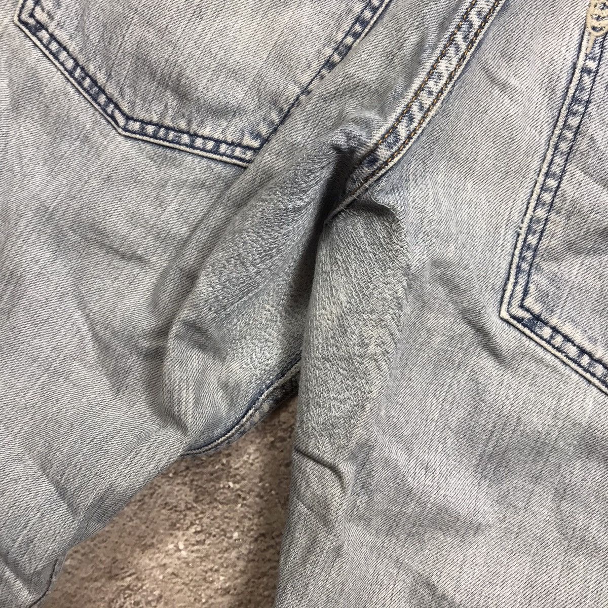 Vintage Vintage 90s Trussardi Distressed Baggy Jeans Grunge Logo 34 Size US 34 / EU 50 - 8 Thumbnail
