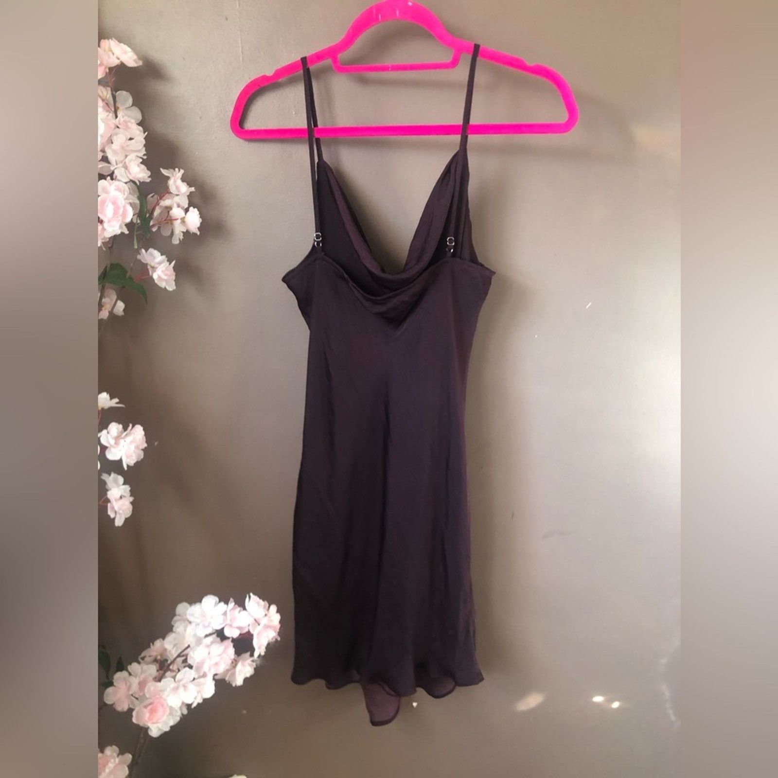 NBDN Nobrandedon Silky slip dress purple with side ruffle and slit. Size M / US 6-8 / IT 42-44 - 5 Thumbnail