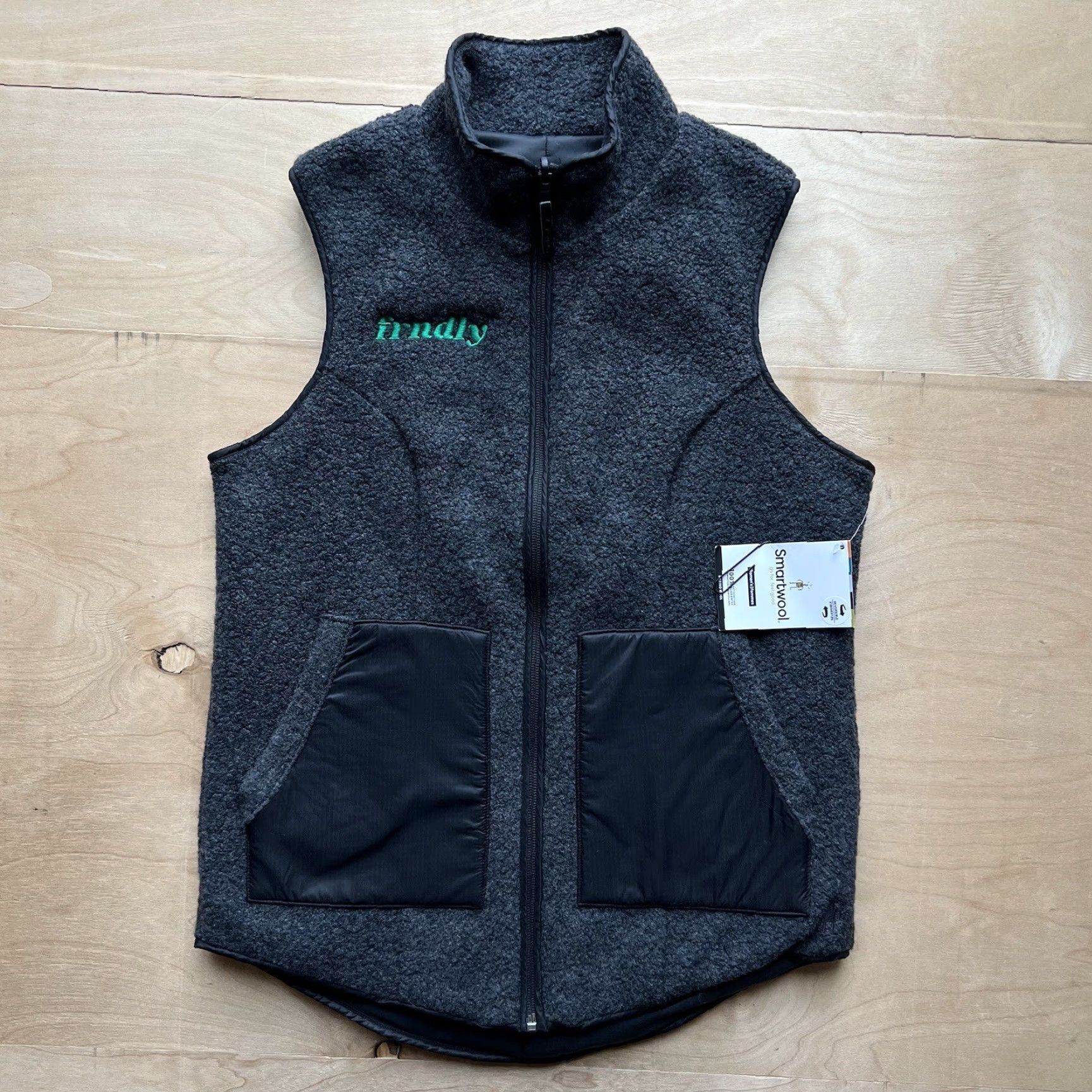 Smartwool SmartWool Anchor Line Reversible Sherpa Vest Women's XS Gray Outerwear NWT Size XS / US 0-2 / IT 36-38 - 2 Thumbnail