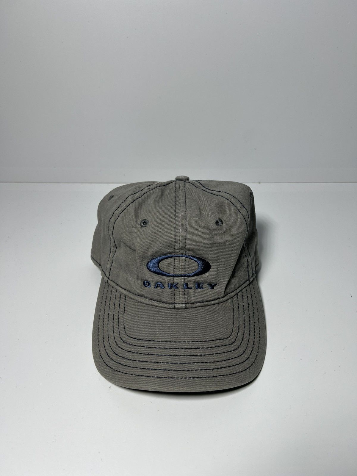 Oakley Oakley vintage hat plain logo Size ONE SIZE - 1 Thumbnail