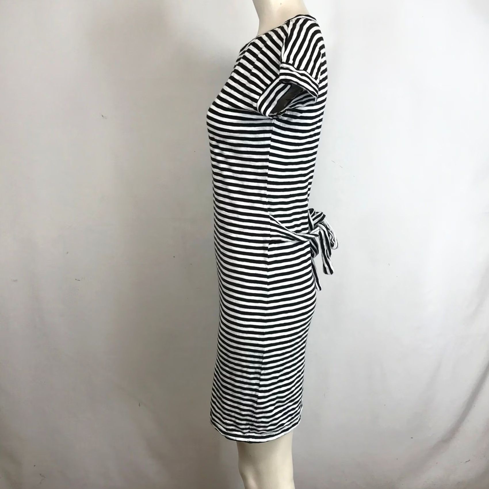 J.Crew J. Crew Striped Knit T Shirt Dress Tie Waist Short Sleeve Black White XXS Womens Size XXS / US 00 / IT 34 - 6 Thumbnail