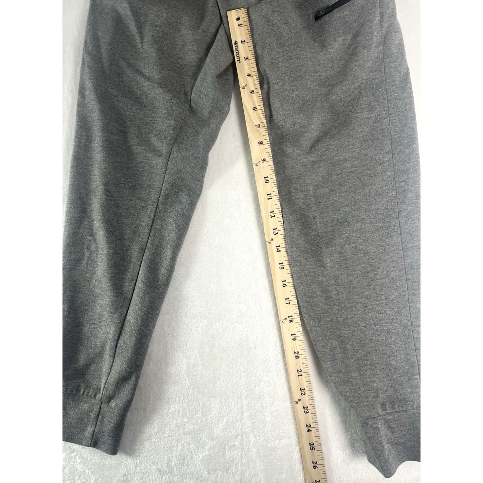 Vintage Legend Jogger Pants Mens Size Medium Grey Tapered Sweatpants Drawstring Elastic Waist Pockets Logo Classic Jogger Activewear Size US 31 - 4 Thumbnail