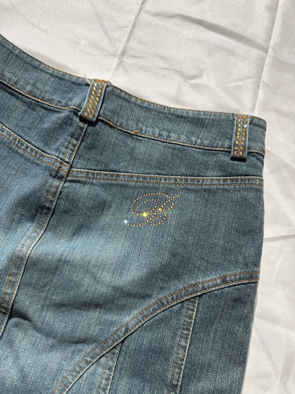 Blumarine Miss Blumarine Y2K Washed Denim Pleated Skirt Size 28" / US 6 / IT 42 - 7 Thumbnail