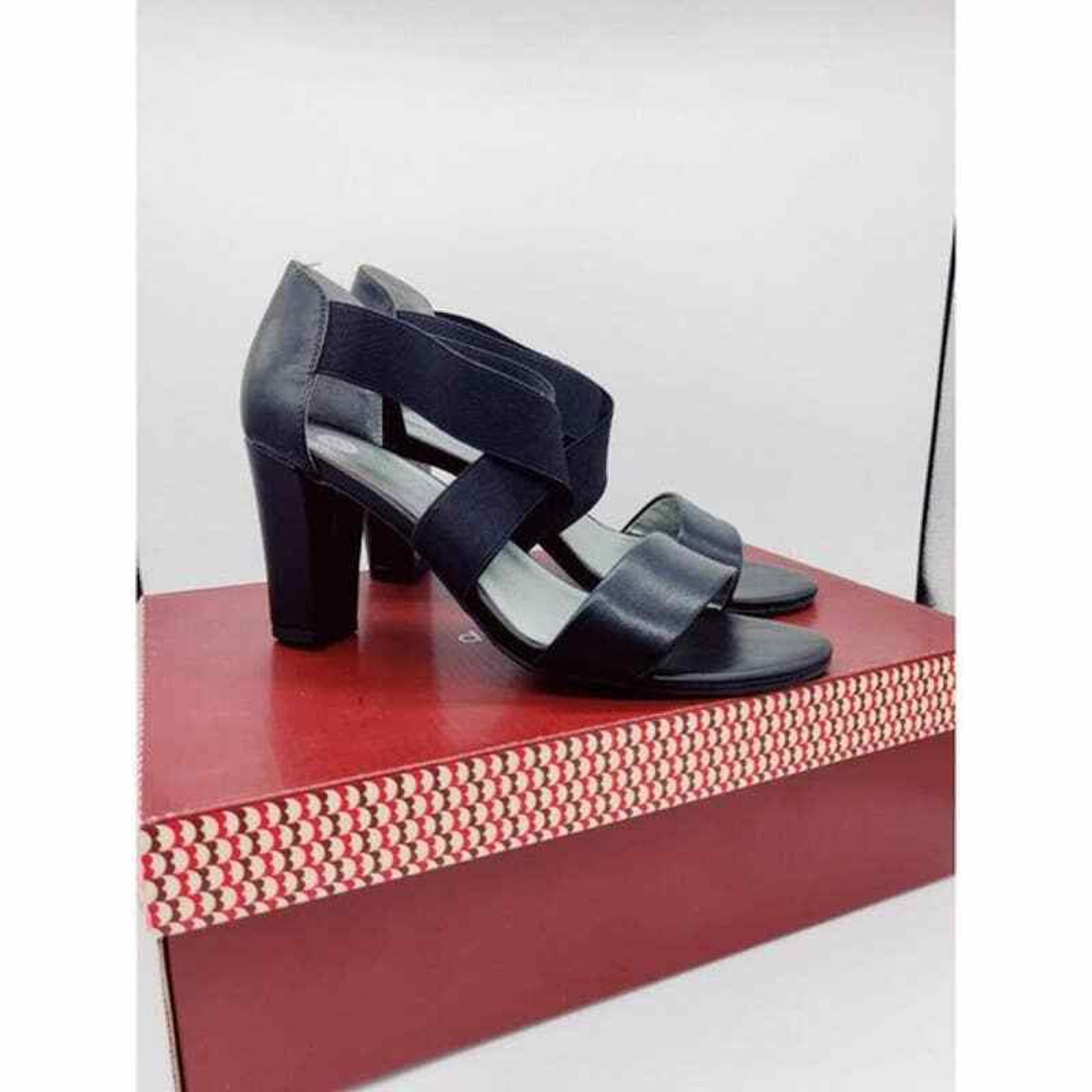 Maison Margiela men's Mara Dressbarn Black Cross Strap Sandals Heels Shoes Size US 7 / IT 37 - 11 Thumbnail