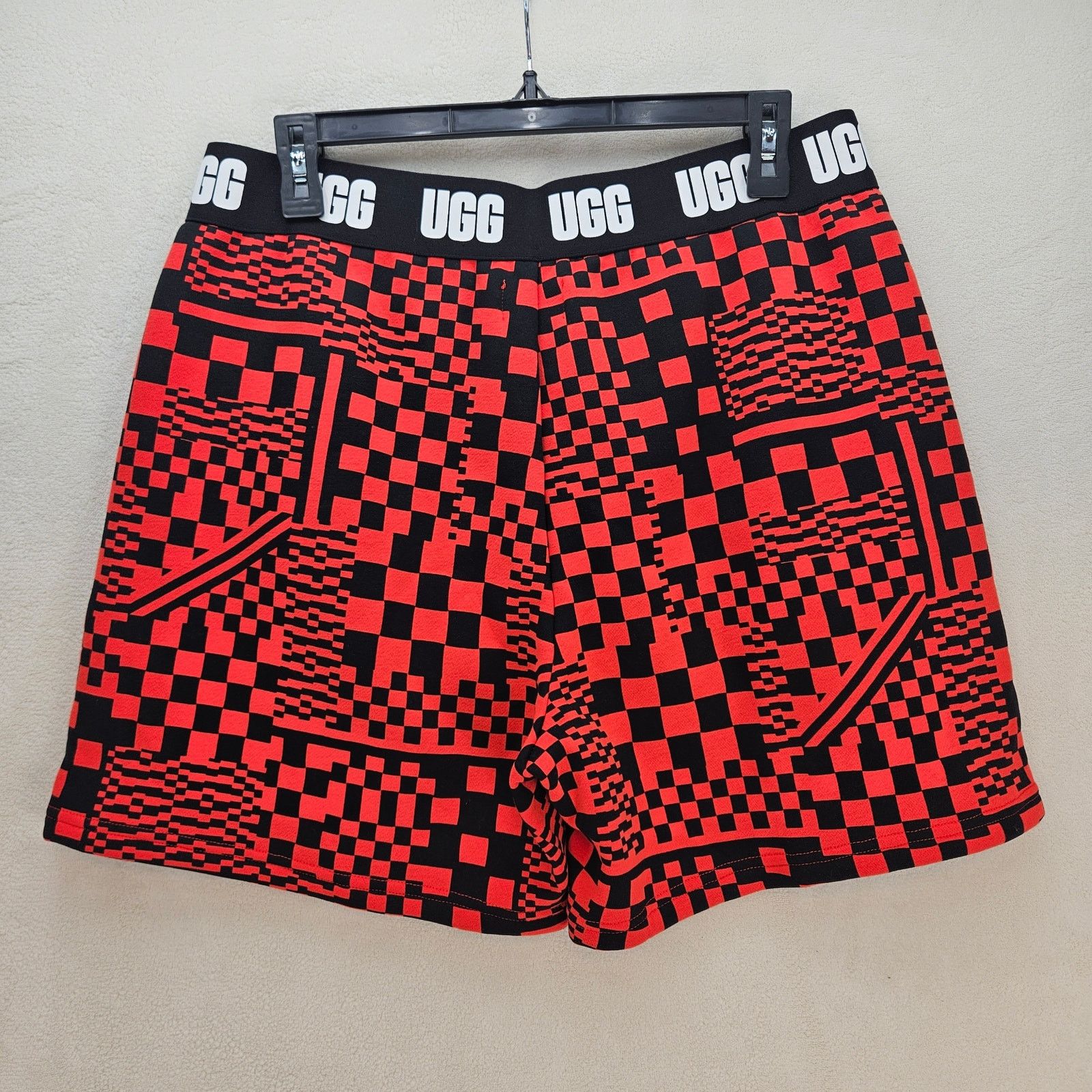 Ugg UGG WOMEN'S LARGE CHRISSY SHORT CHECK PATTERN BOYFRIEND Size L / US 10 / IT 46 - 7 Thumbnail