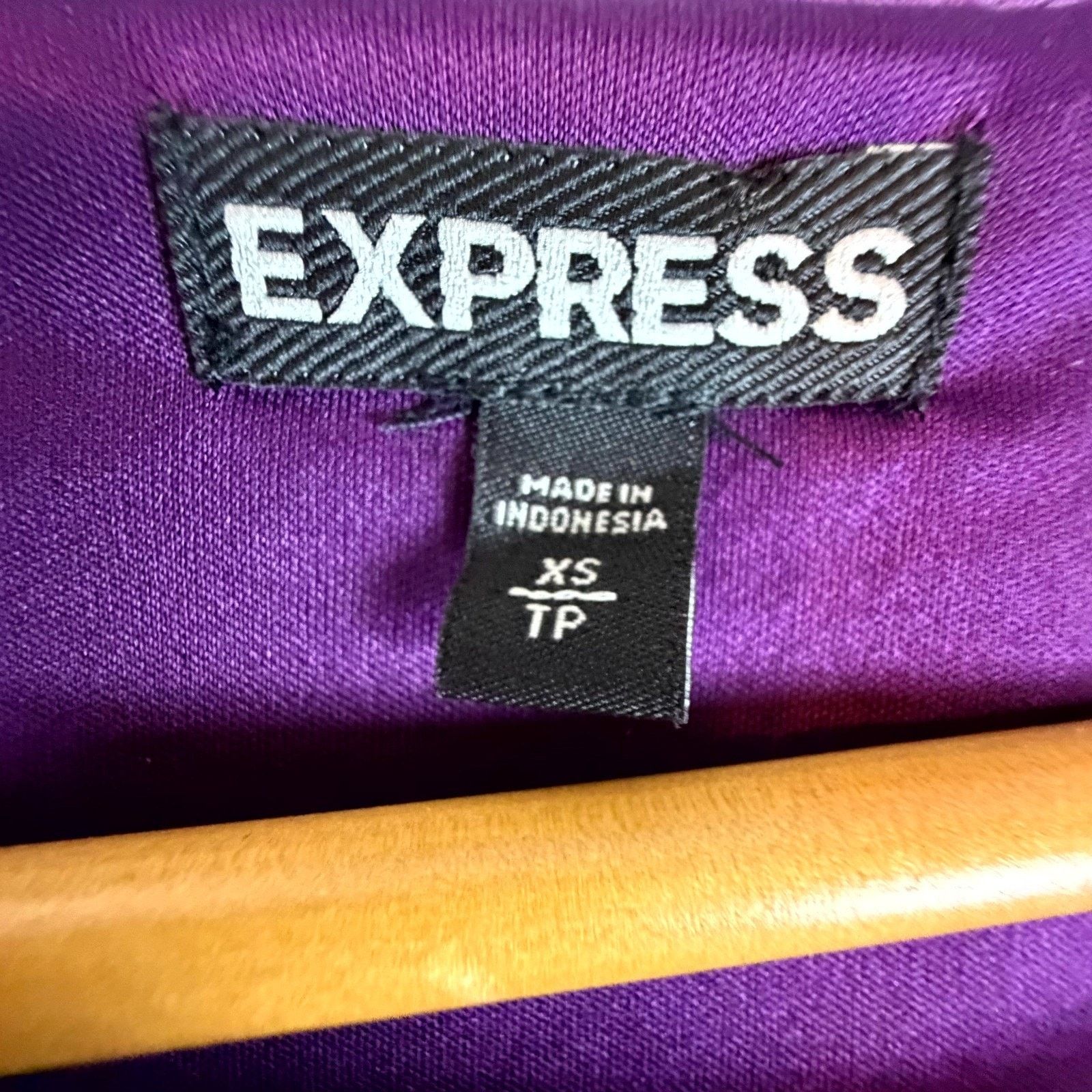 Express Express Bling Dress Womens XS Purple Sequin NYE Sparkle HOCO Size XS / US 0-2 / IT 36-38 - 3 Thumbnail