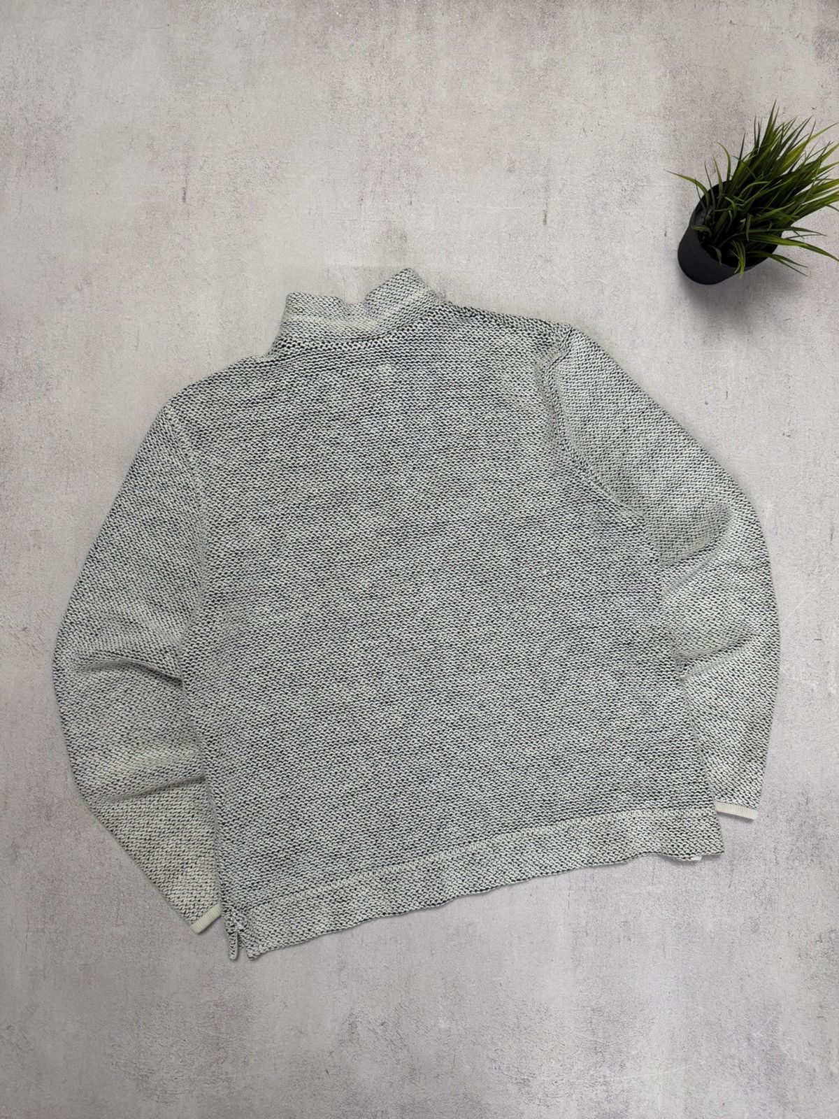 Japanese Brand × Vintage Vintage Weird Fish Sweatshirt Knit Sweater Baggy Y2K 90s Size US L / EU 52-54 / 3 - 6 Thumbnail