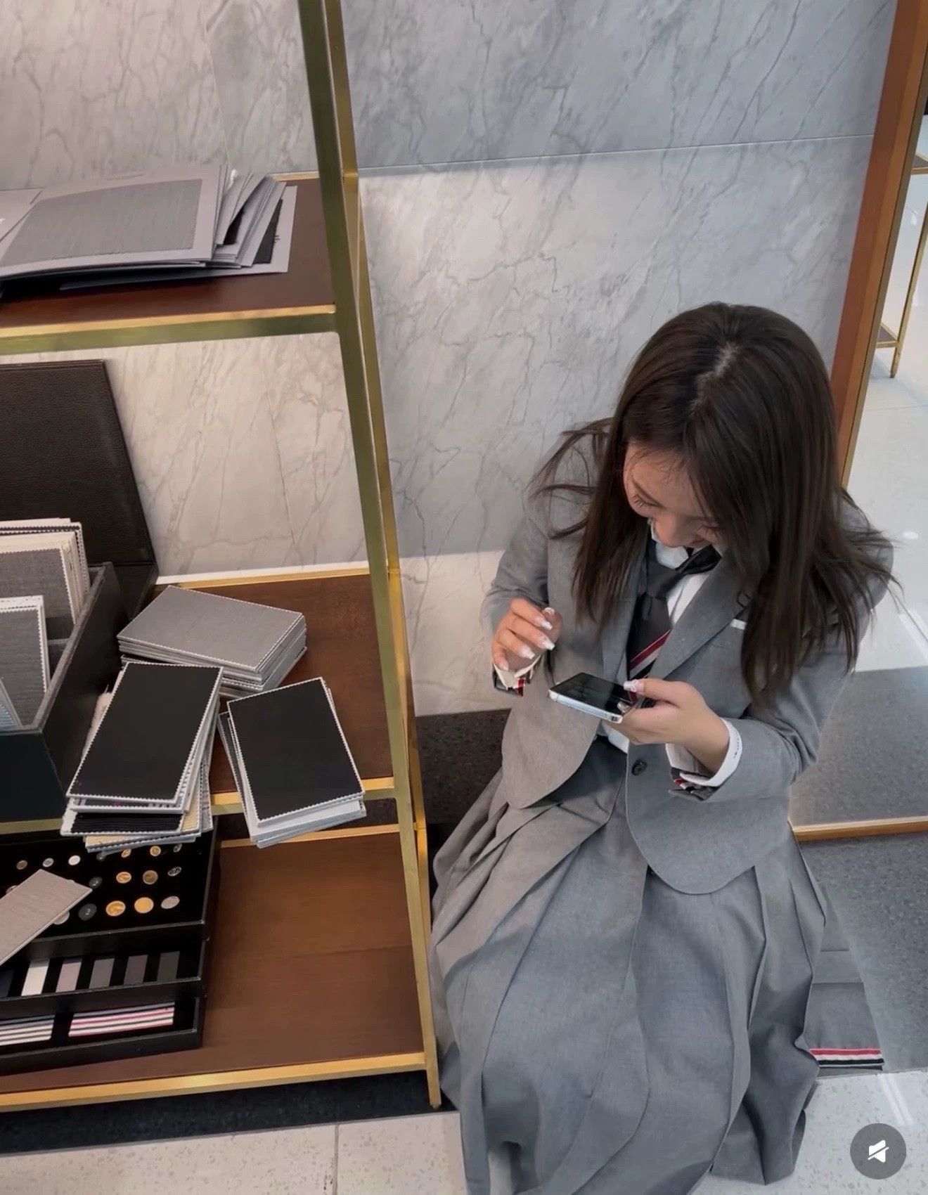 Thom Browne Thom Browne Women's Classic Mid Gray Wool Blazer Size38 Size XS / US 0-2 / IT 36-38 - 9 Thumbnail