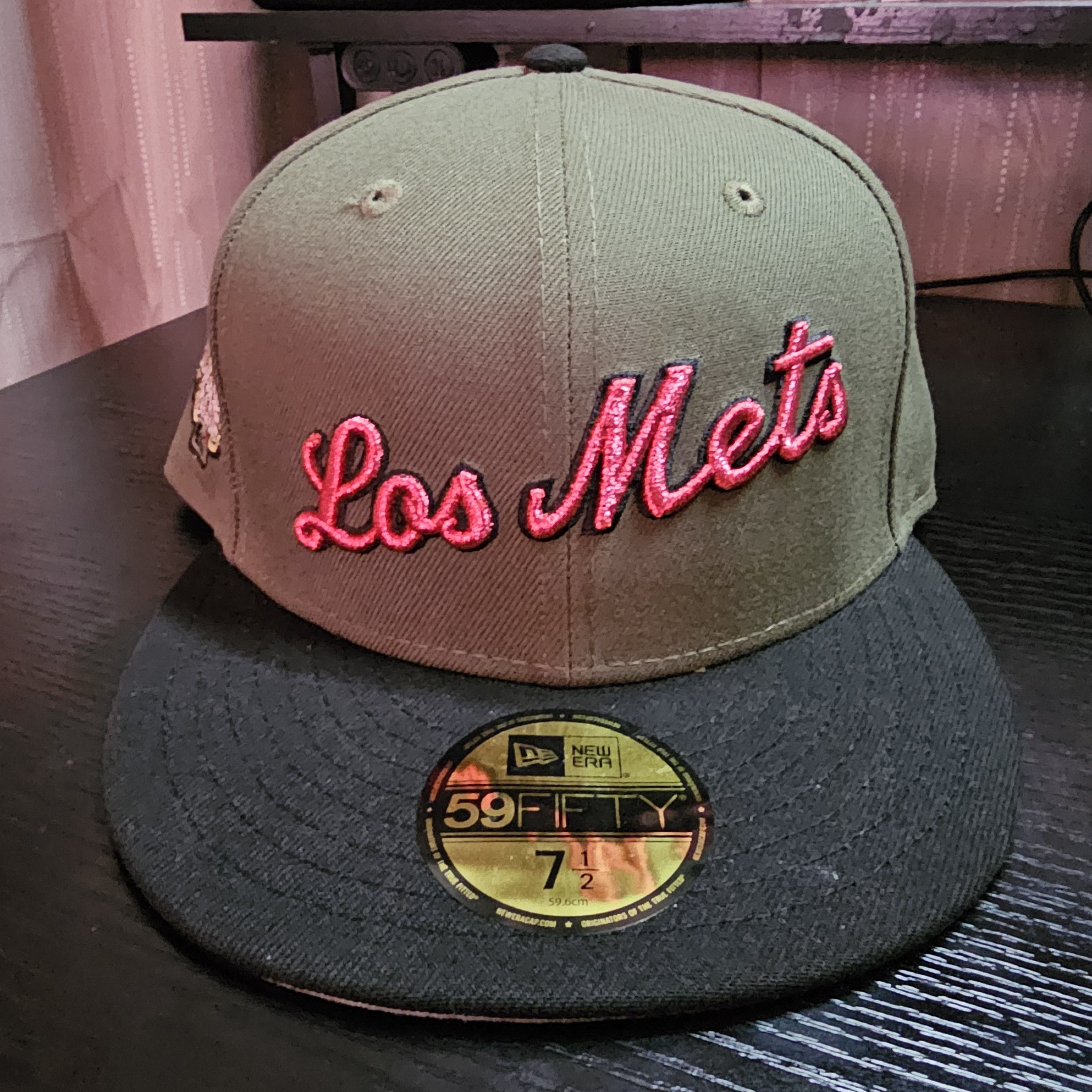 New Era Rare Los Mets Hat Size ONE SIZE - 1 Thumbnail
