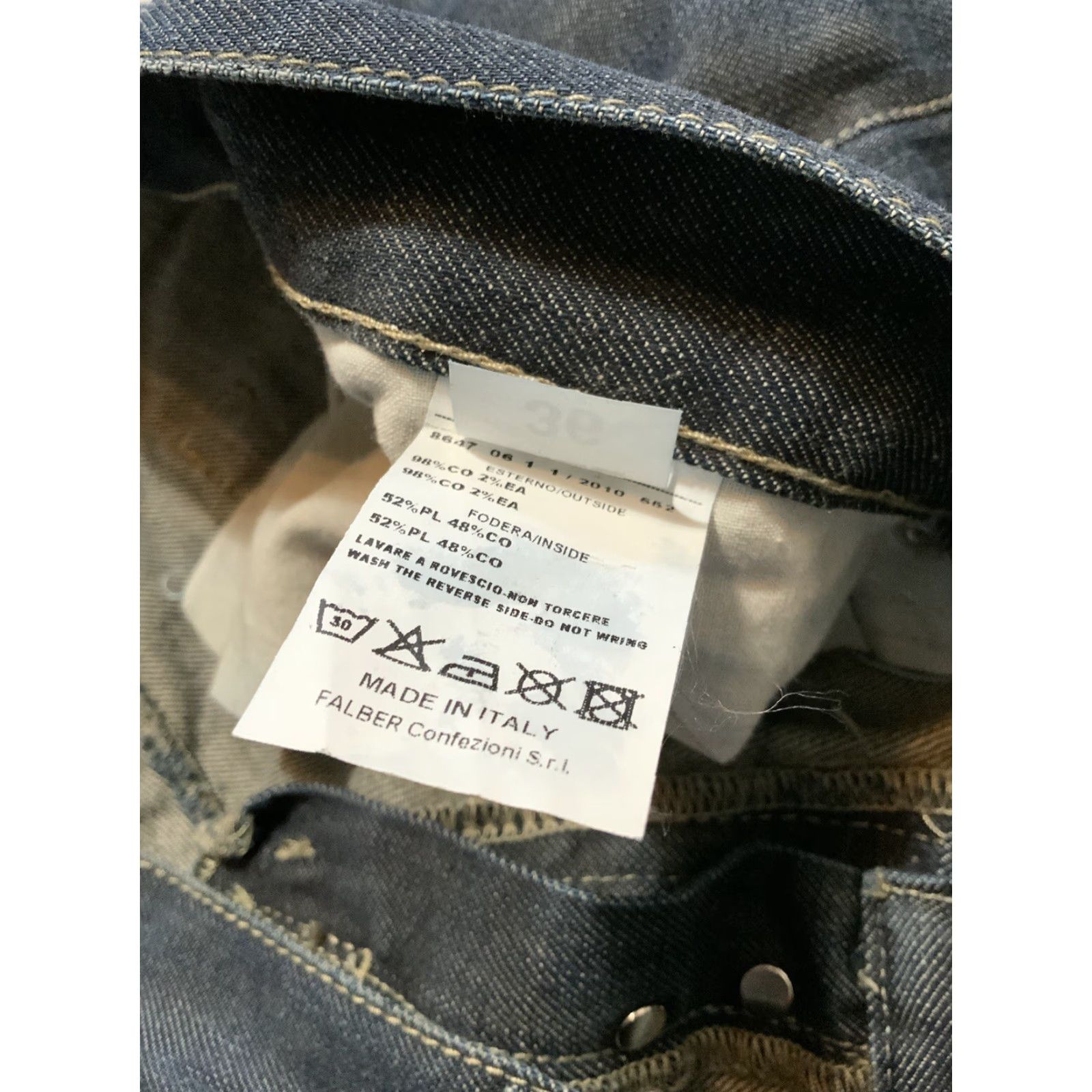 John Richmond VINTAGE John Richmond Jeans Button Fly Rock N Roll Denim Sz. 36 Men Blue 36 Inseam Rock Theme 90s Mens Size US 36 / EU 52 - 5 Thumbnail