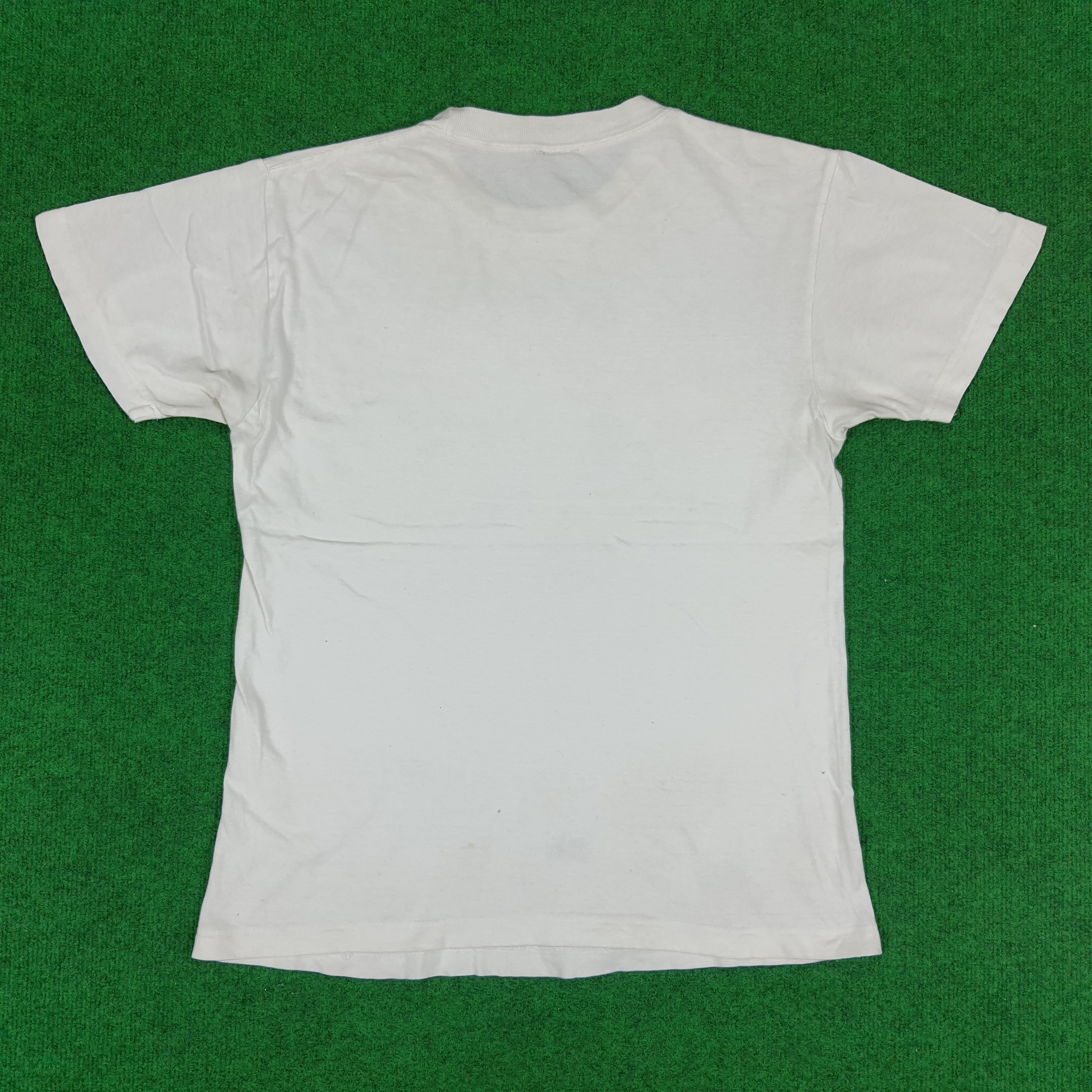 Other Vintage CG a Women Streetwear T-shirt Size US M / EU 48-50 / 2 - 3 Thumbnail