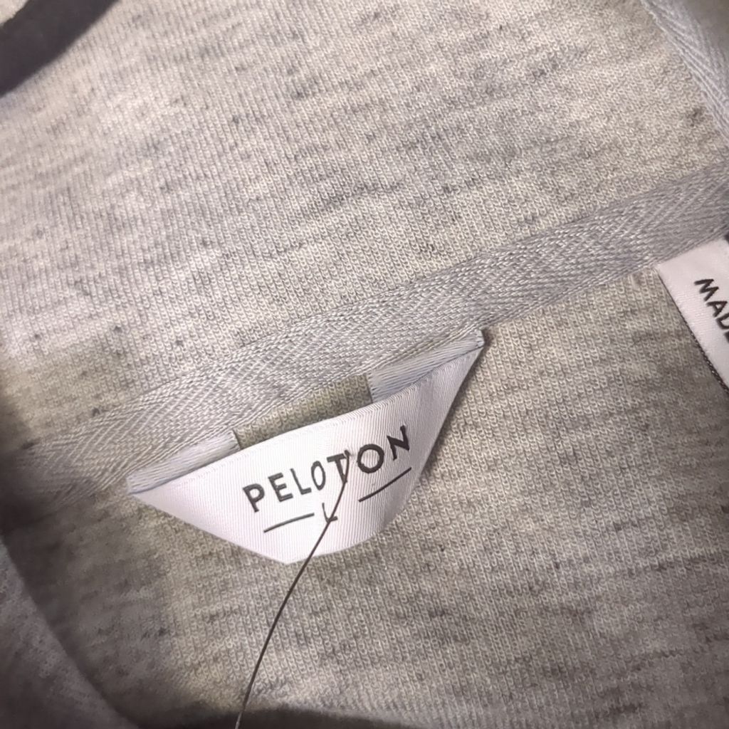 Peloton Peloton on the go full zip hoodie size large Size US L / EU 52-54 / 3 - 6 Thumbnail