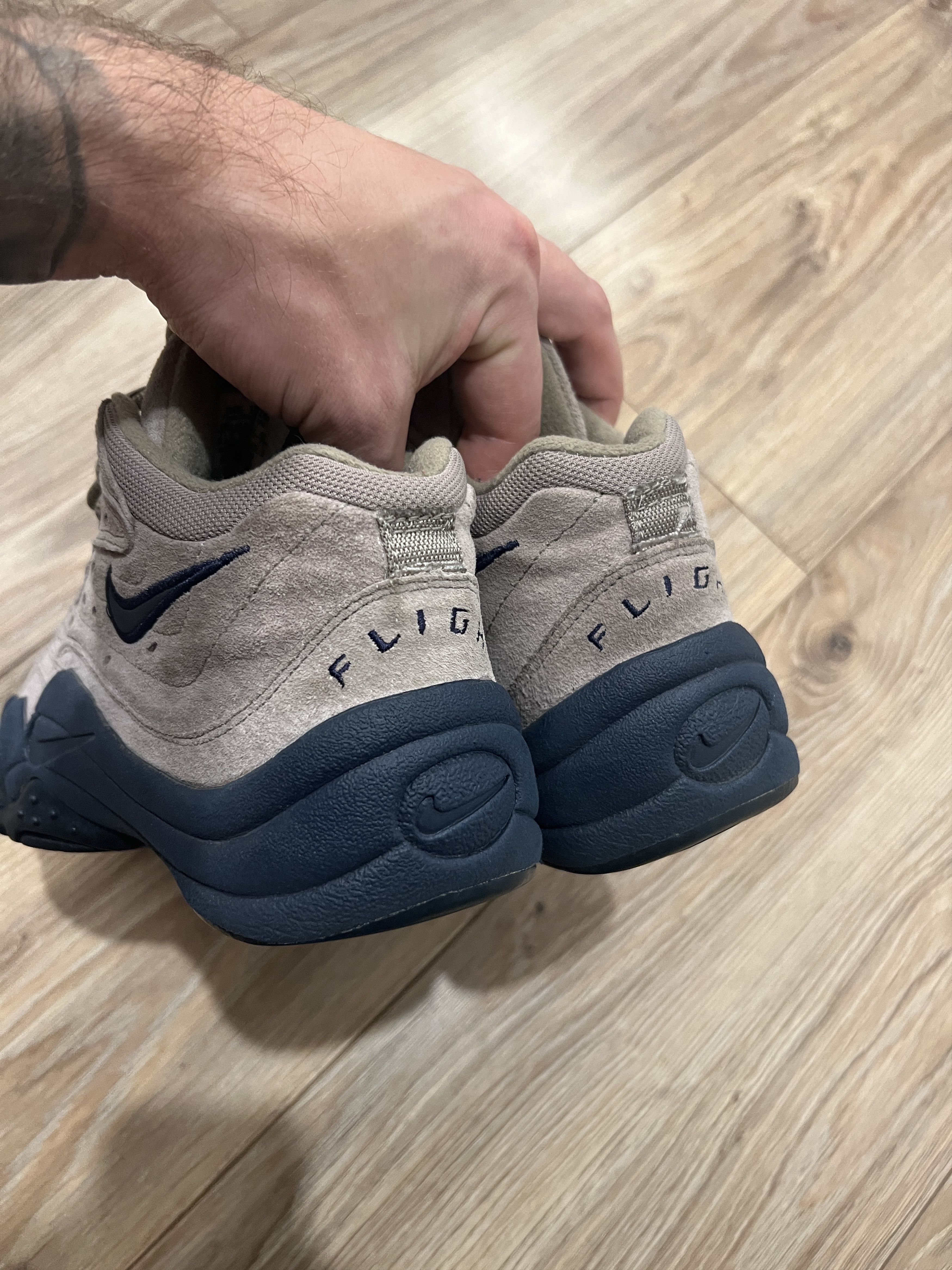 Nike × Nike ACG × Vintage Hi-Top Nike Flight Vintage Shoes Size US 8.5 / EU 41-42 - 8 Thumbnail