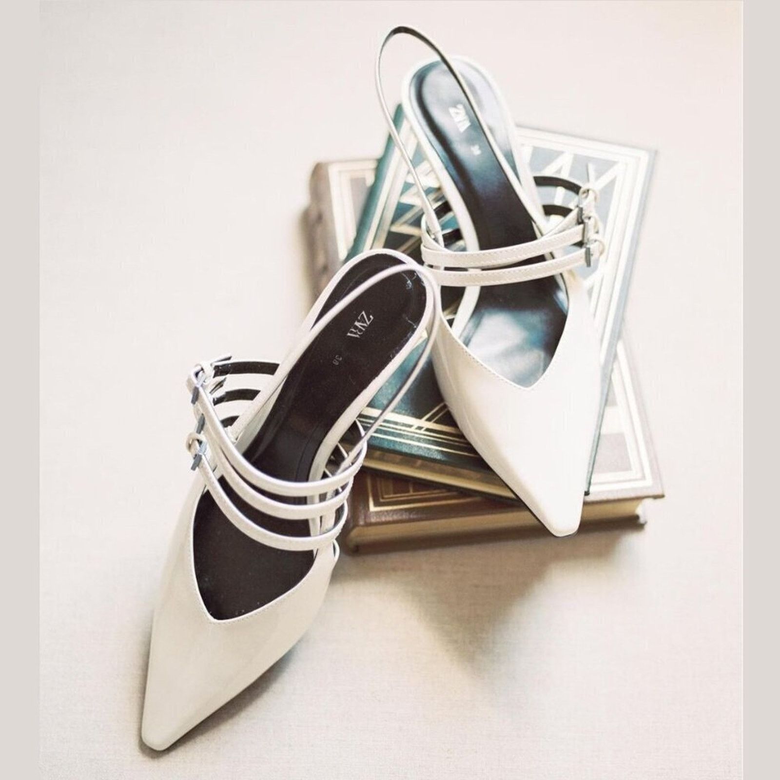 Zara HOT TREND!!! ZARA Pointed Toe Buckled Heels Size US 8 / IT 38 - 15 Thumbnail