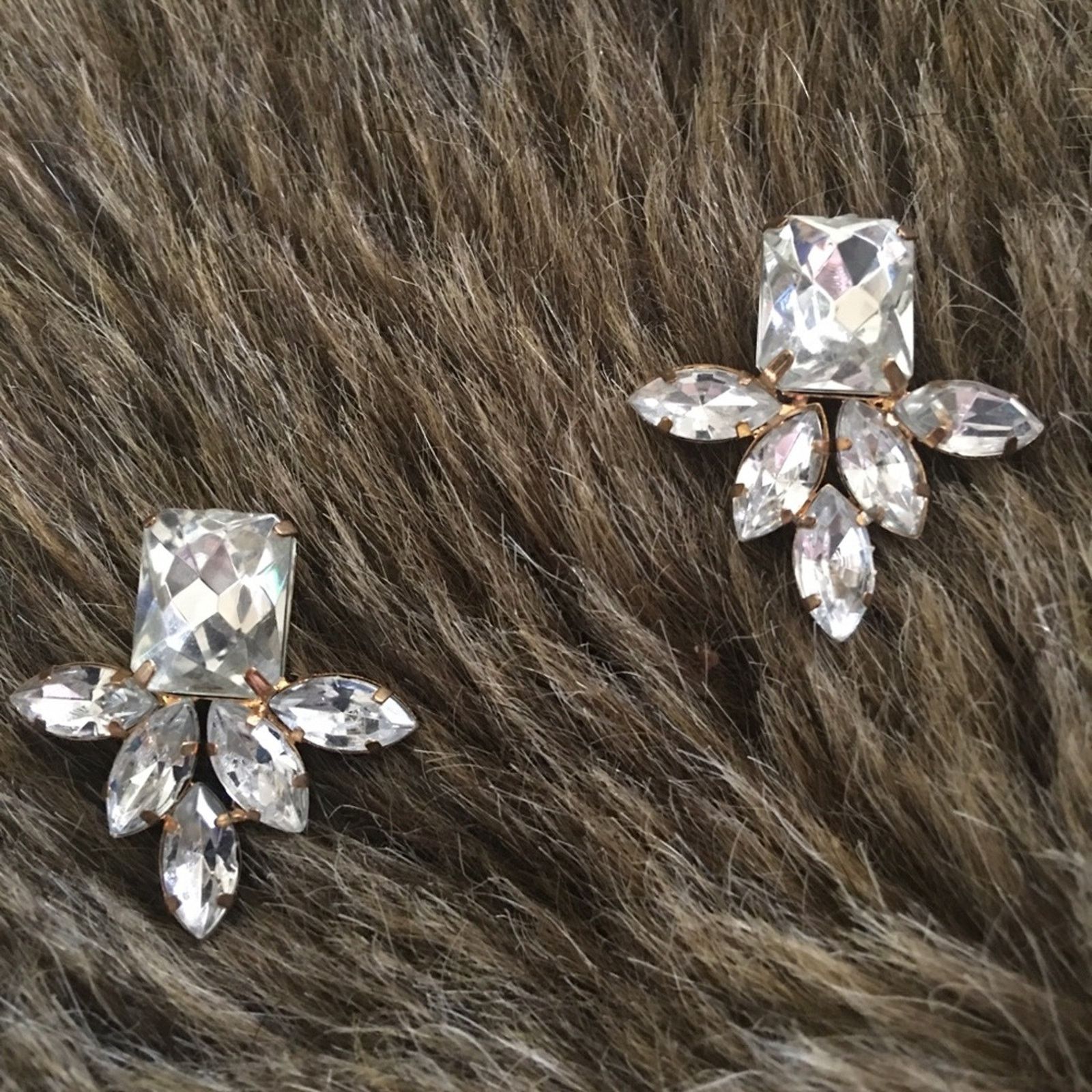Vintage Vintage faceted clear glass rhinestone earrings Size ONE SIZE - 3 Thumbnail