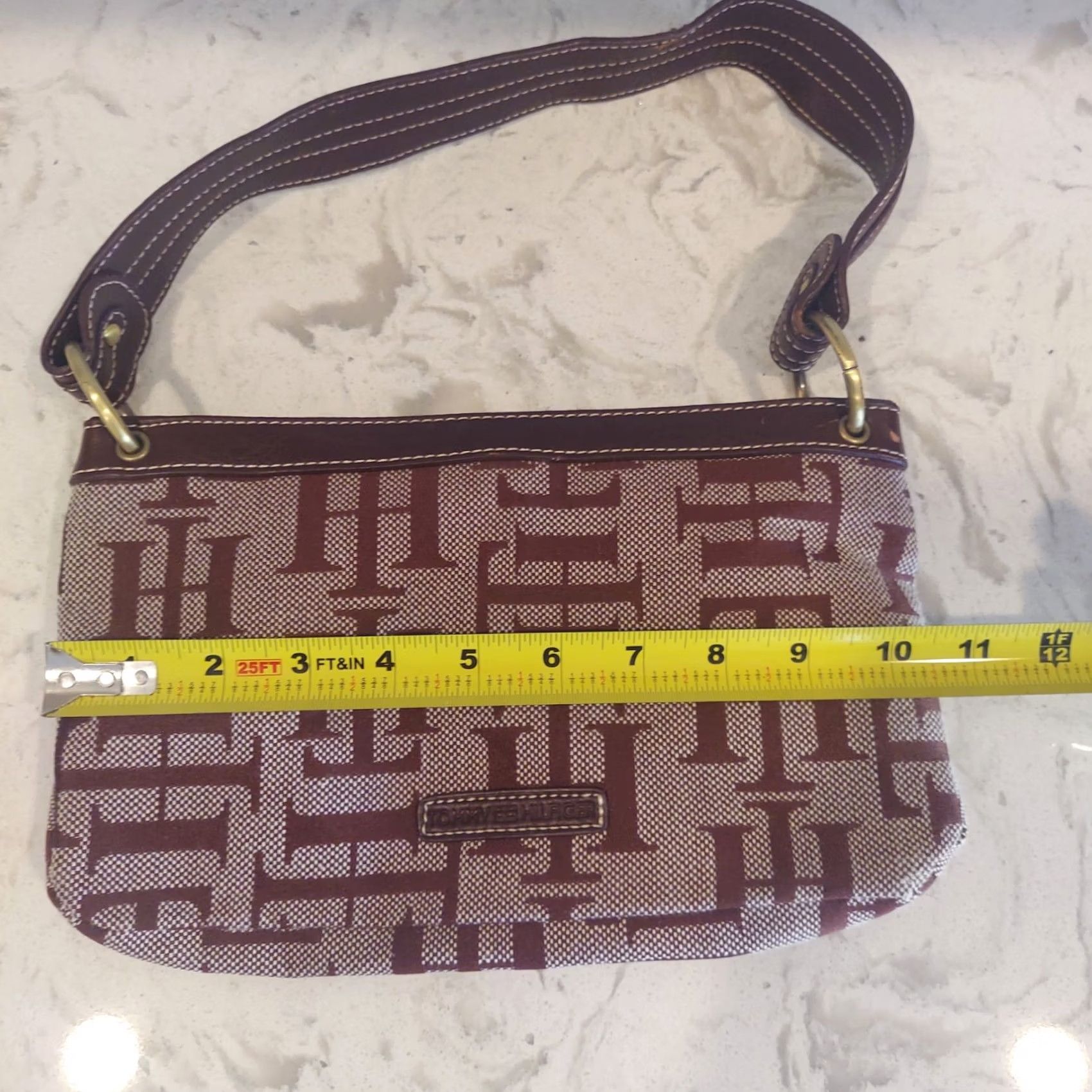 Tommy Hilfiger Tommy Hilfiger Women's Brown Logo 7" Shoulder Bag Brown Leather Buckle Closure Small Rectangle Bag Womens Trending 90s? Size ONE SIZE - 7 Thumbnail