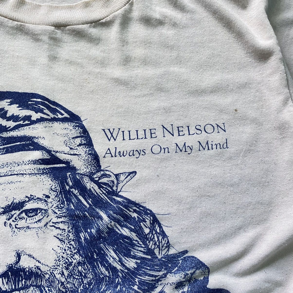 Band Tees 1982 Willie Nelson Promo Album Always On My Mind T-shirt Size US M / EU 48-50 / 2 - 3 Thumbnail