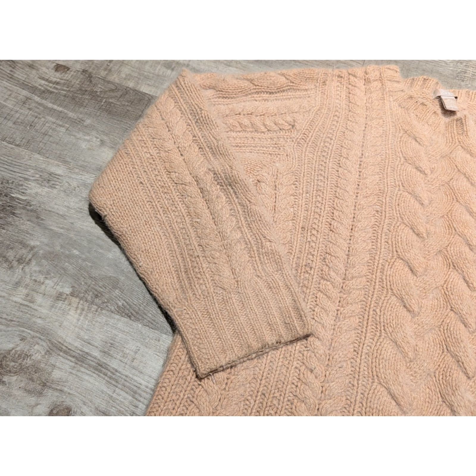 J.Crew J Crew Cable Knit Hand knit Sweater Womens L Lambs Wool Rabbit Hair Supersoft Size L / US 10 / IT 46 - 4 Thumbnail