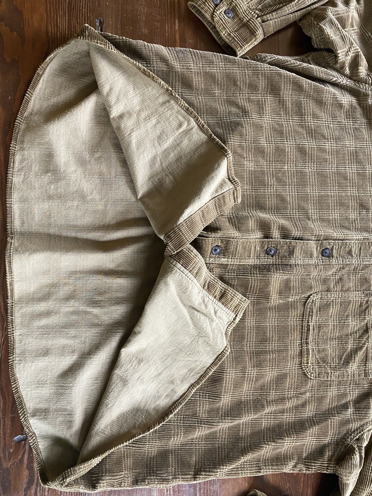 Clearwater Outfitters Vintage Y2K’s Clearwater Brown Corduroy Button Up Shirt Size US XL / EU 56 / 4 - 11 Thumbnail