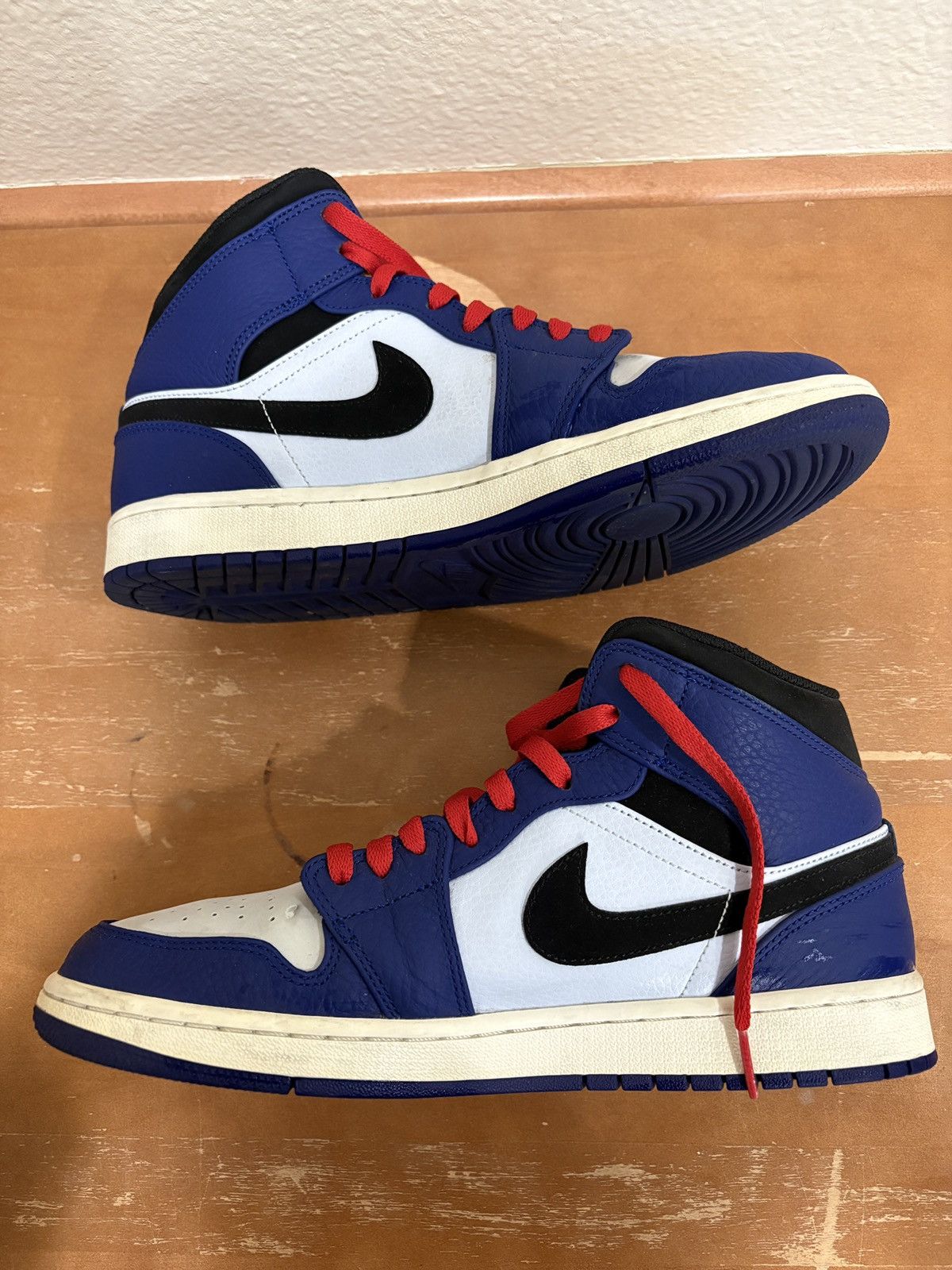 Jordan Brand Jordan 1 Mid Deep Royal Blue Black Size US 10 / EU 43 - 2 Thumbnail