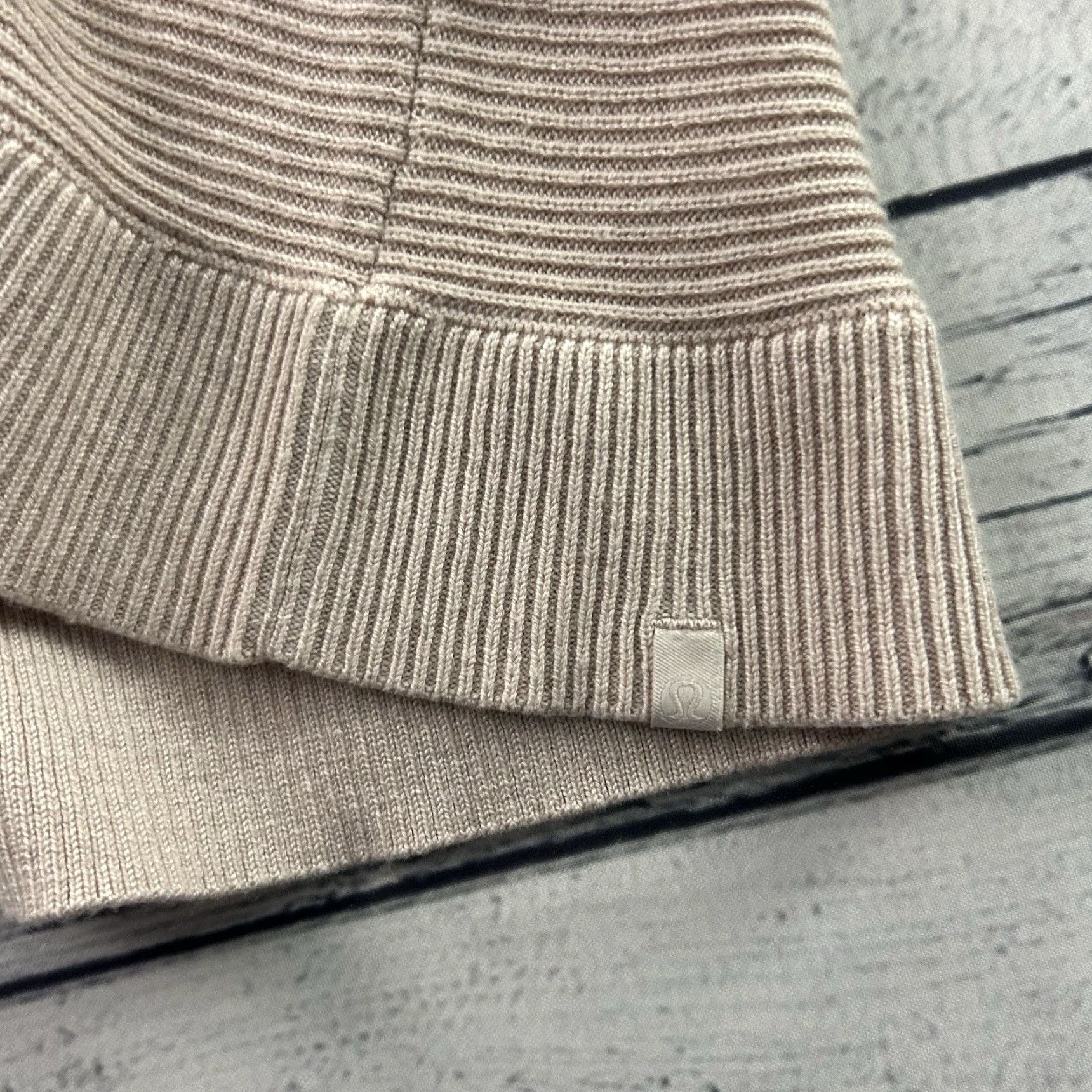 Lululemon Lululemon Cashmere Blend Long Sleeve Sweater Women's 6 Rose Pink Pullover Button-Up Women's Knit Hoodie? Size M / US 6-8 / IT 42-44 - 5 Thumbnail