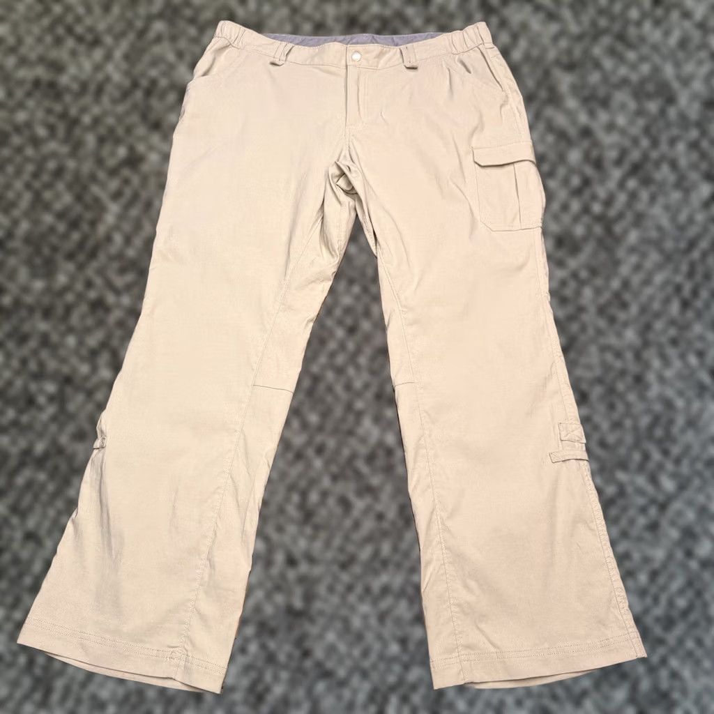 Duluth Trading Company Duluth Trading Company Cargo Pants Womens 18x31 Khaki High Rise Stretch Nylon Outdoor Size 40" / US 18 - 1 Thumbnail