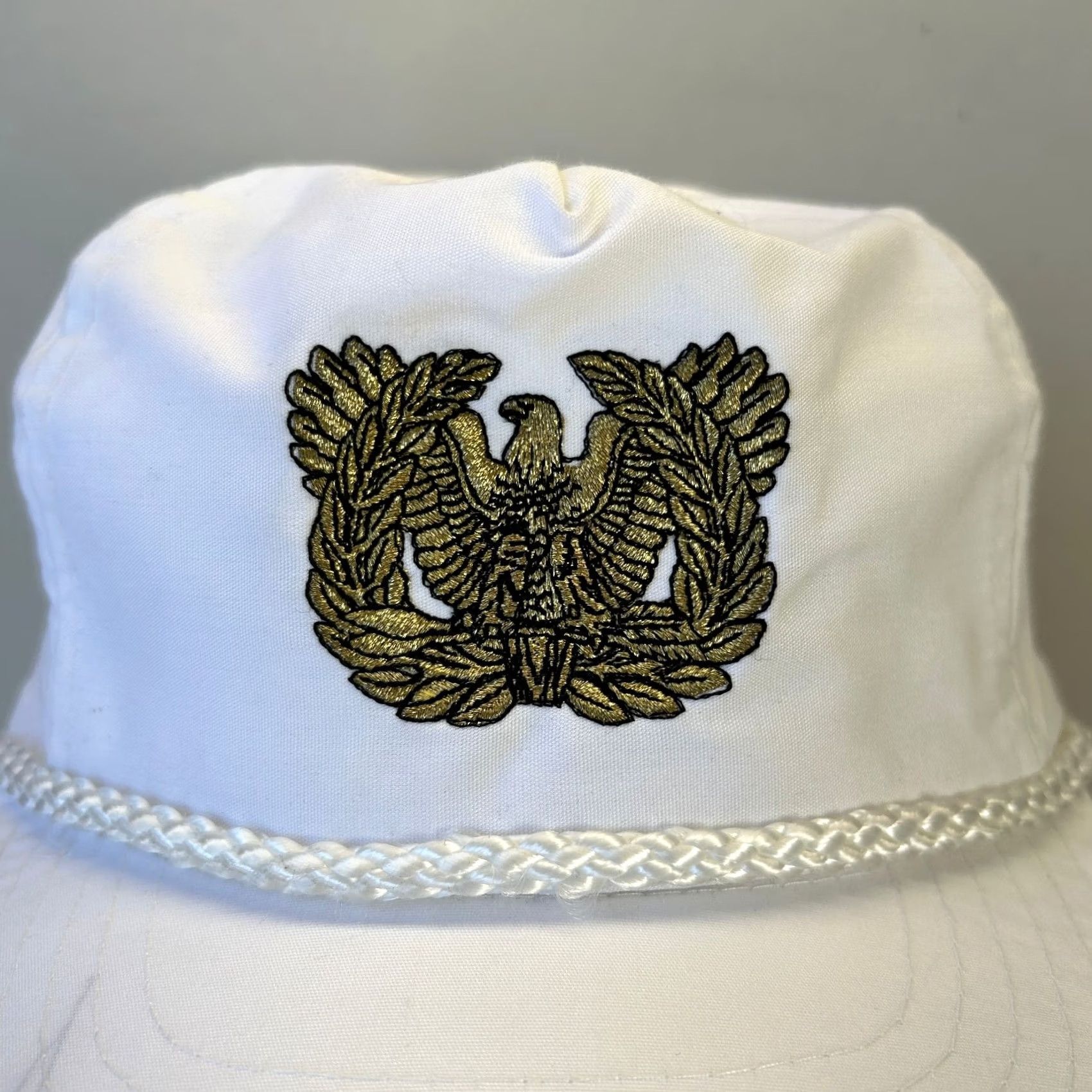 Vintage VINTAGE Unbranded US Army Eagle Crest Strapback Trucker Hat White Officer USA Military Adult One Size Adjustable Cap Size ONE SIZE - 3 Thumbnail