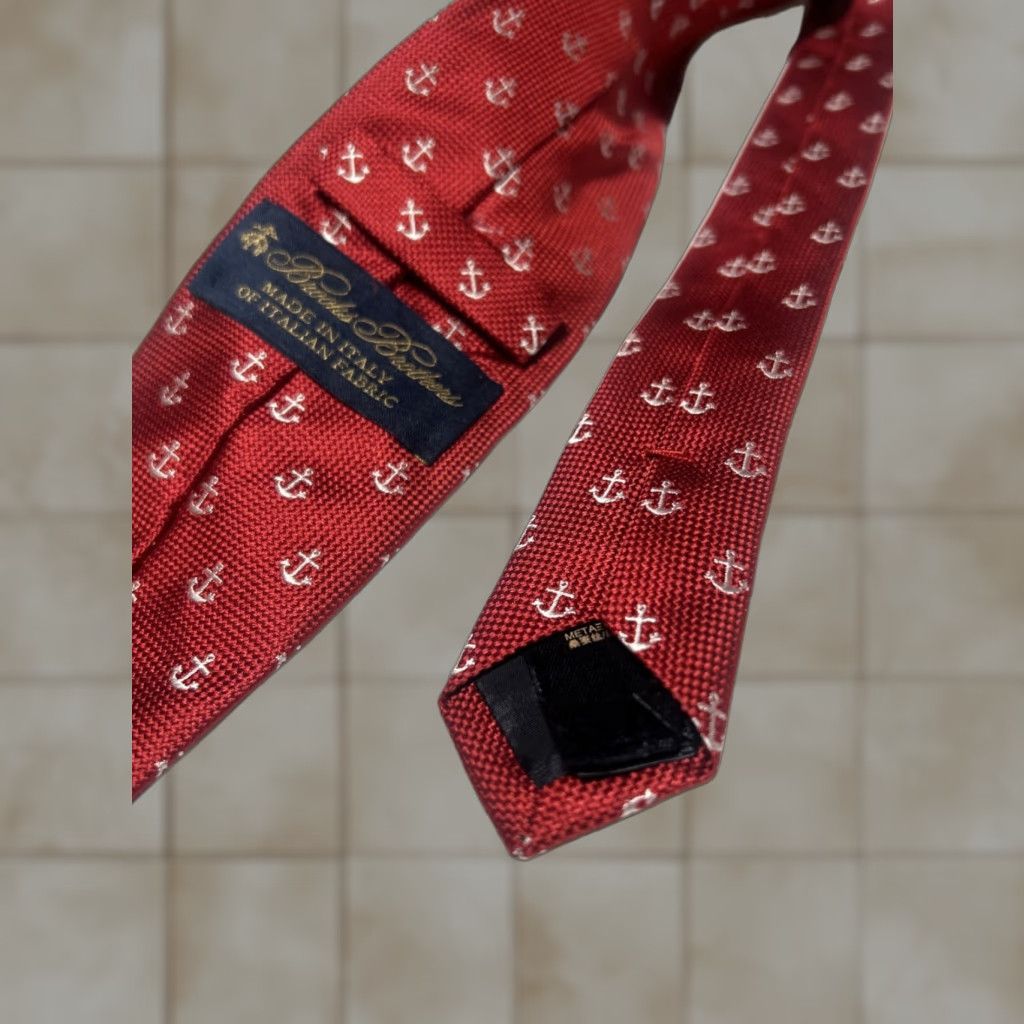Brooks Brothers Brooks Brothers Maker Red Italian Silk Tie Size ONE SIZE - 1 Thumbnail