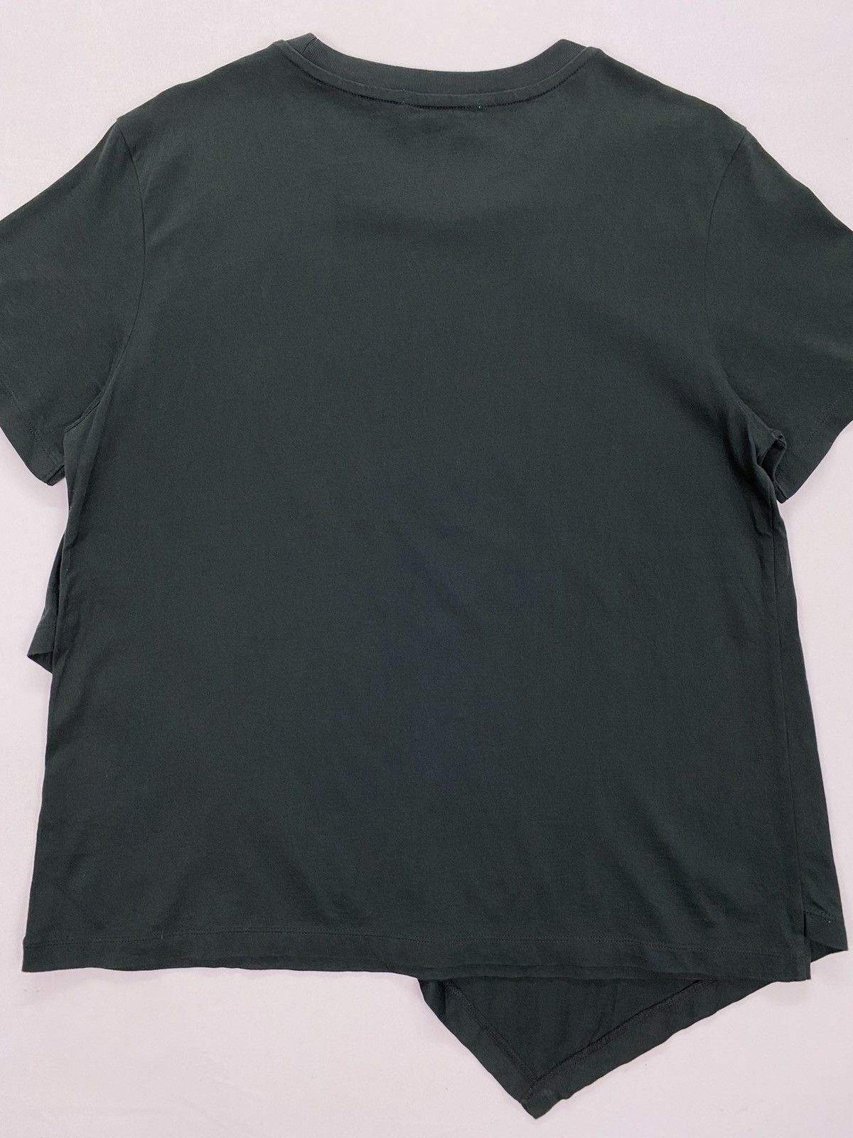 JW Anderson × Uniqlo J.W.Anderson X Uniqlo Tshirt Size S / US 4 / IT 40 - 4 Thumbnail