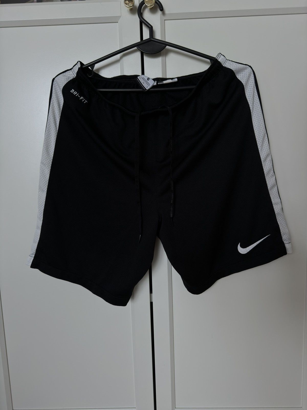 Nike Nike shorts vintage rare 80s 90s 00s Size US 32 / EU 48 - 1 Thumbnail