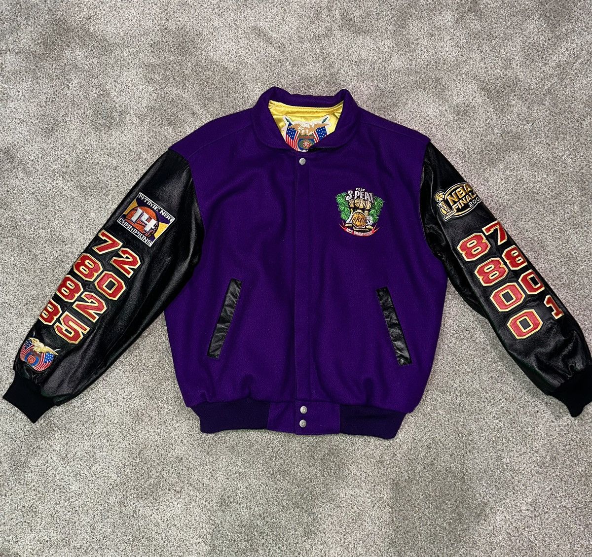 image of 2002 Los Angeles Lakers Three Peat Jeff Hamilton Jacket in Purple, Men's (Size Medium)