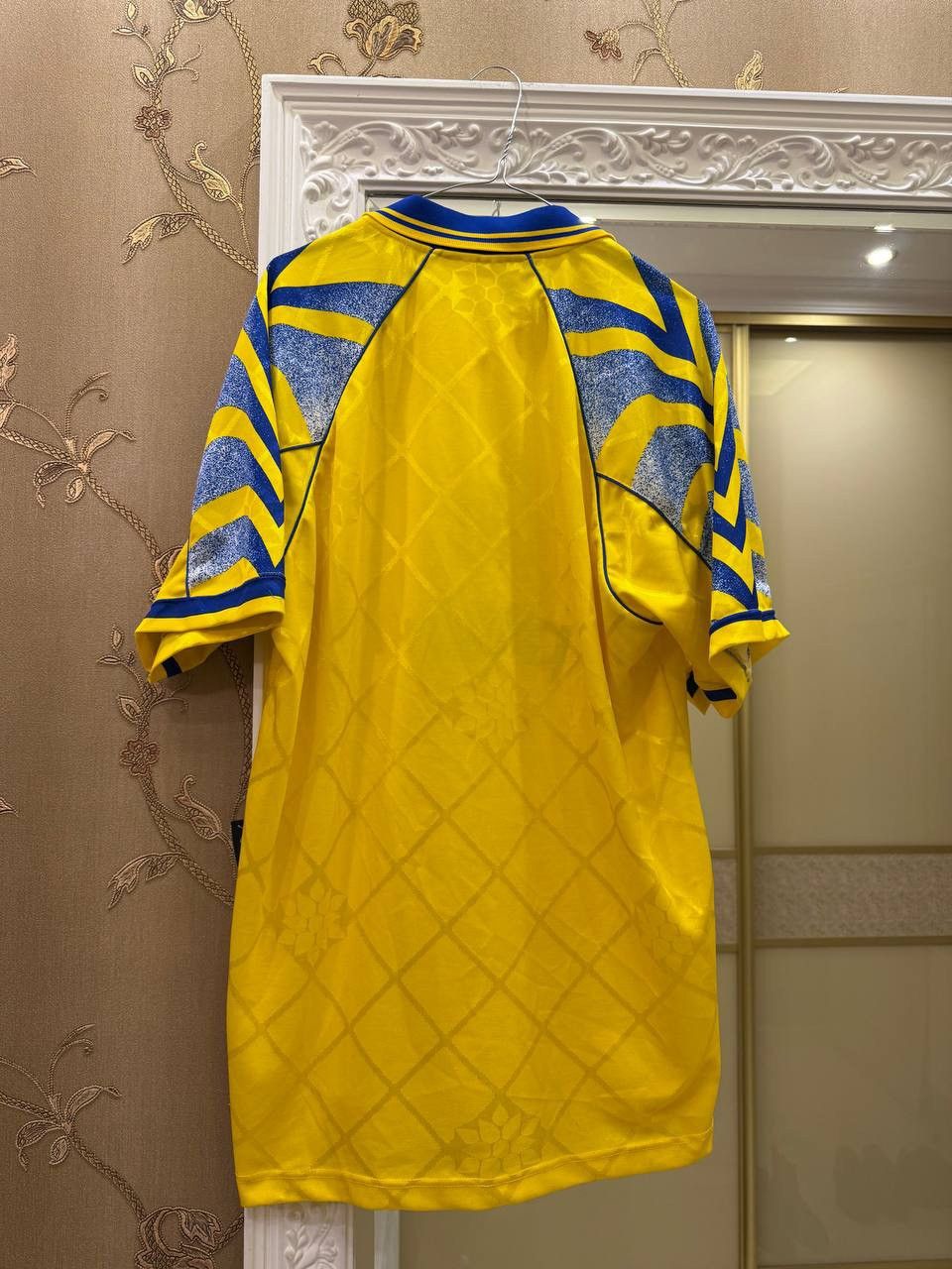 Puma RARE Vintage Parmalat Parma 1996/97 Soccer Jersey Size XL Size US XL / EU 56 / 4 - 6 Thumbnail