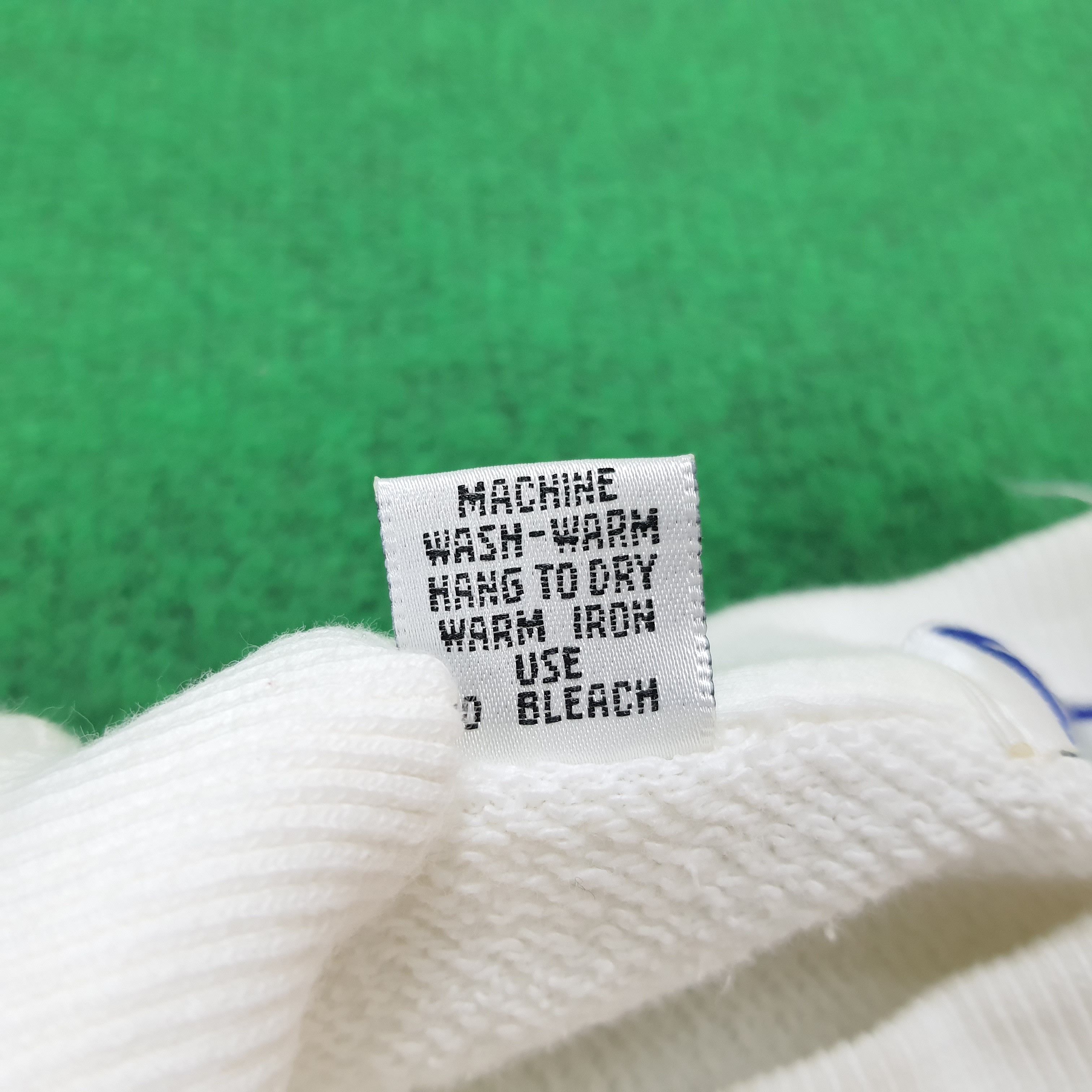 Designer × Vintage Vintage Yves Saint Lauren Spell Out Sweatshirt Size US M / EU 48-50 / 2 - 6 Thumbnail
