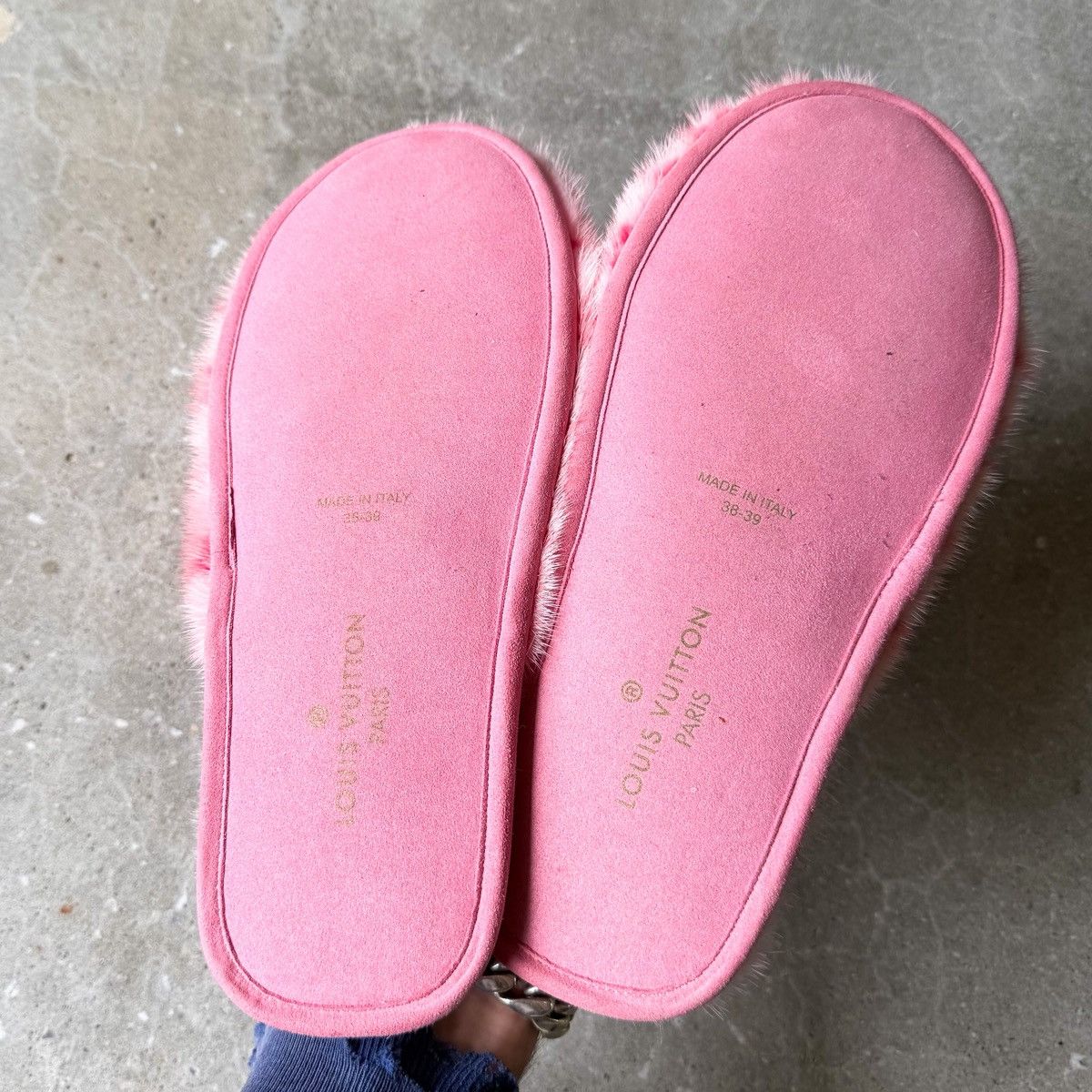 Louis Vuitton Louis Vuitton JAPAN EXCLUSIVE MINK FUR Clog Slippers Size US 9.5 / EU 42-43 - 7 Thumbnail