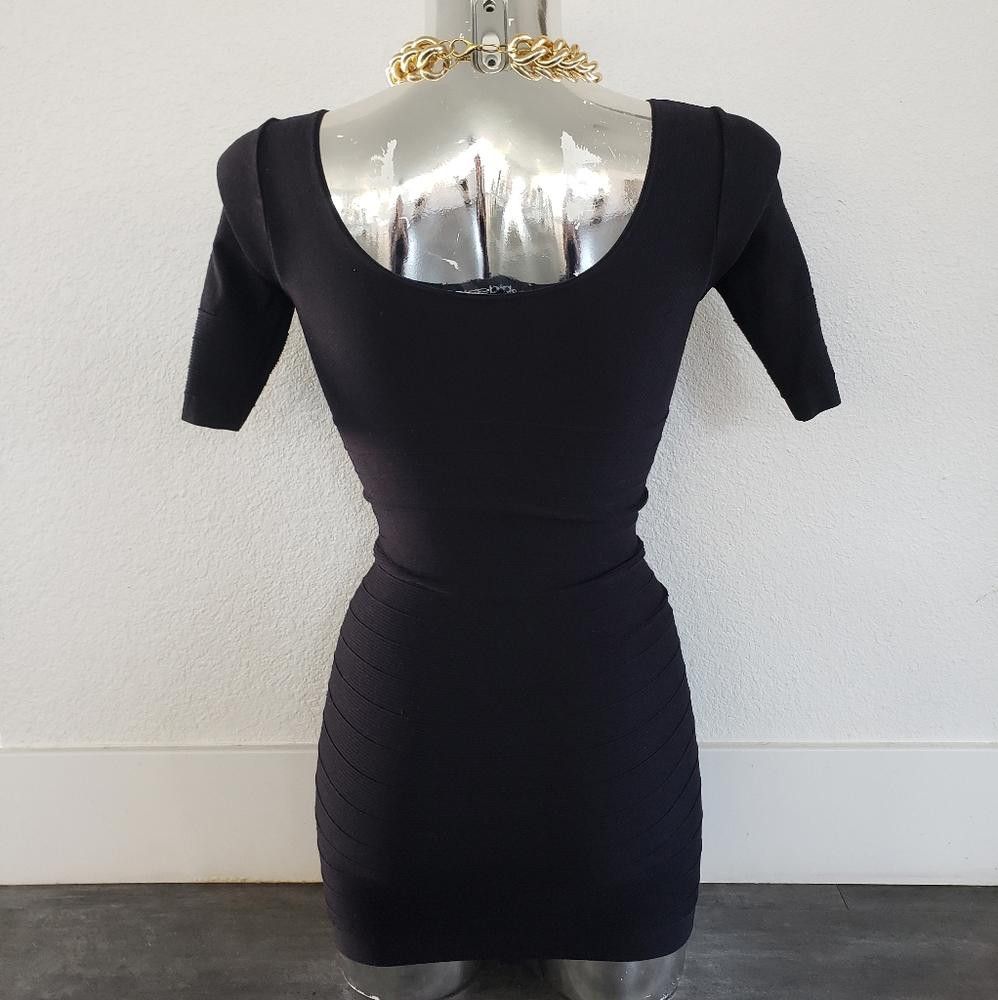 Bebe Black Lined Bebe Bodycon Short Sleeve Mini Size S / US 4 / IT 40 - 2 Thumbnail