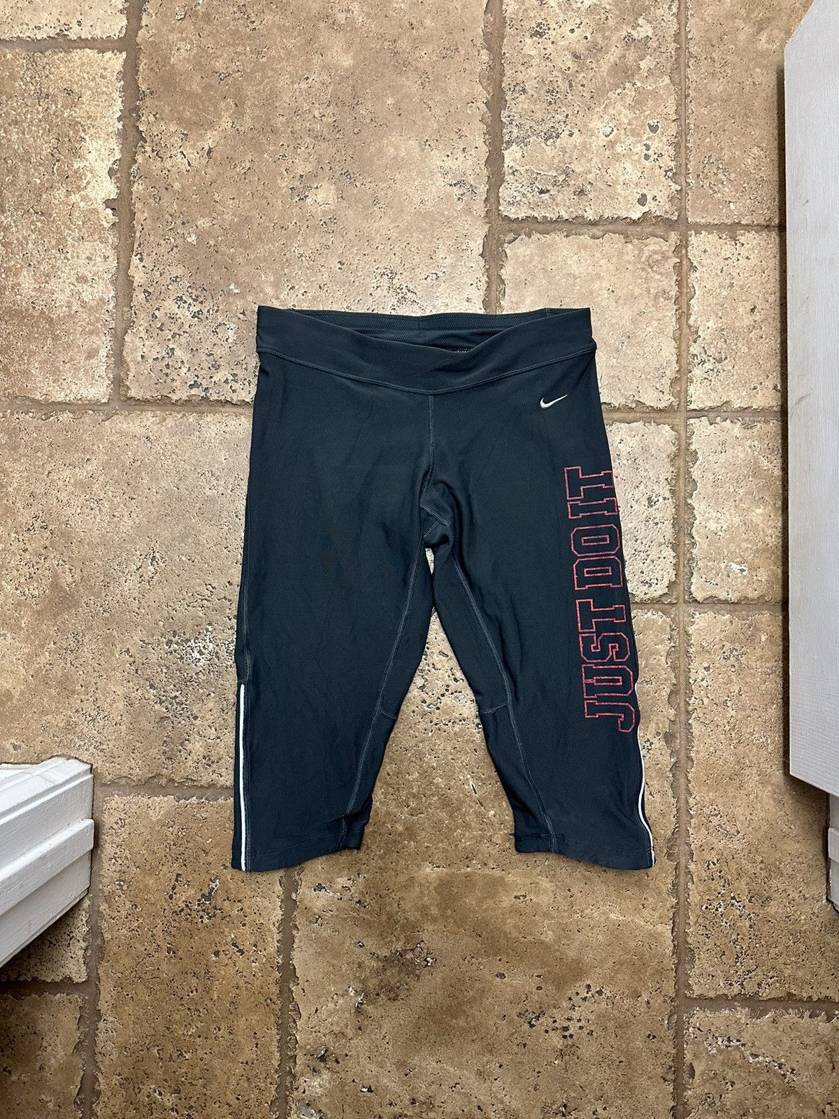 Nike Nike Just Do It Women’s Running Capri Pants Stretch Athletic Size 26" / US 2 / IT 38 - 1 Thumbnail