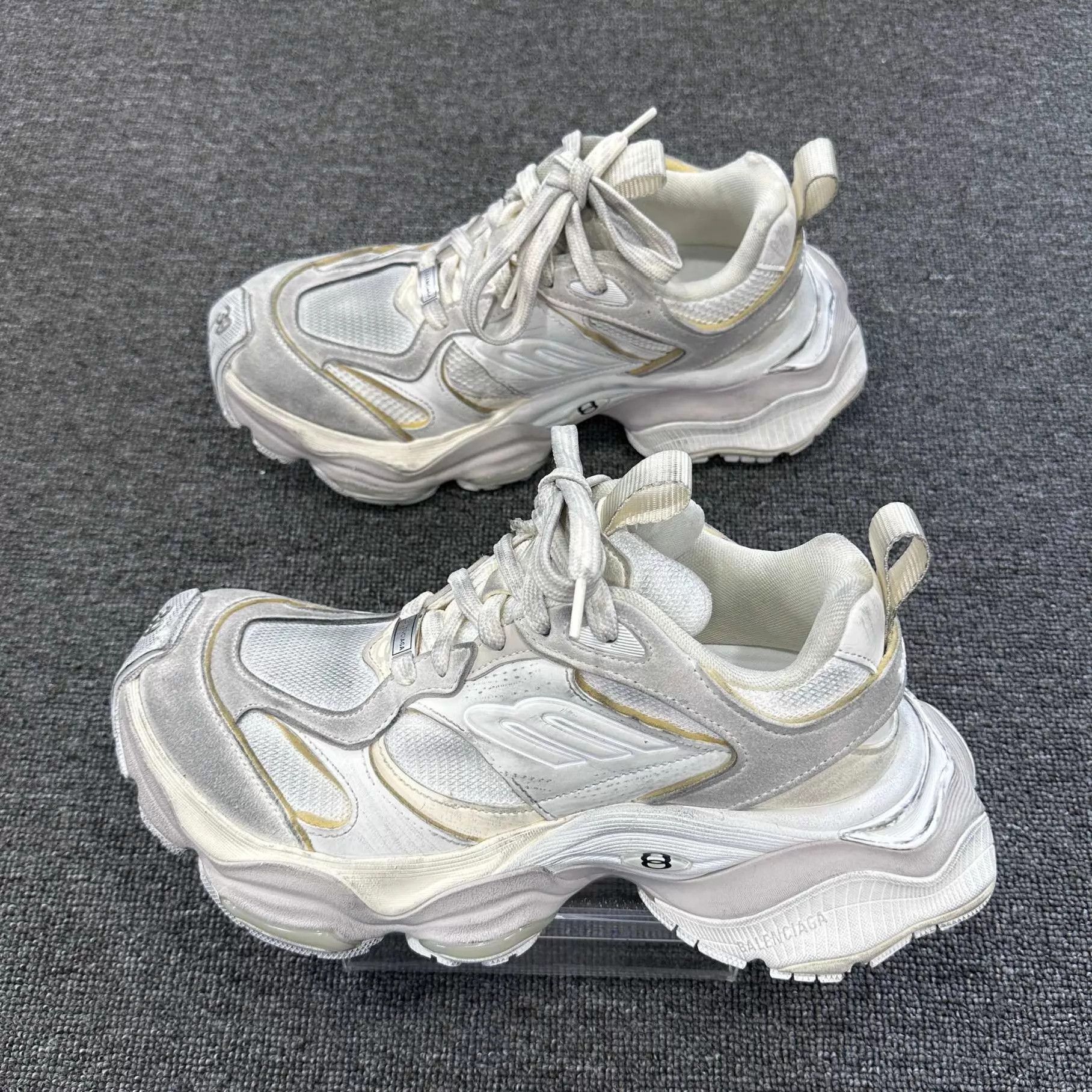 Balenciaga Balenciaga Light Beige Cargo Dad Shoe 39 Size US 9 / IT 39 - 1 Thumbnail
