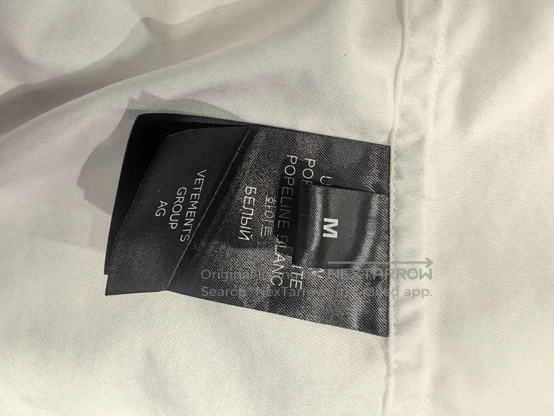 Vetements Vetements Logo Printed Pocket Long Sleeve Shirt Size US M / EU 48-50 / 2 - 5 Thumbnail