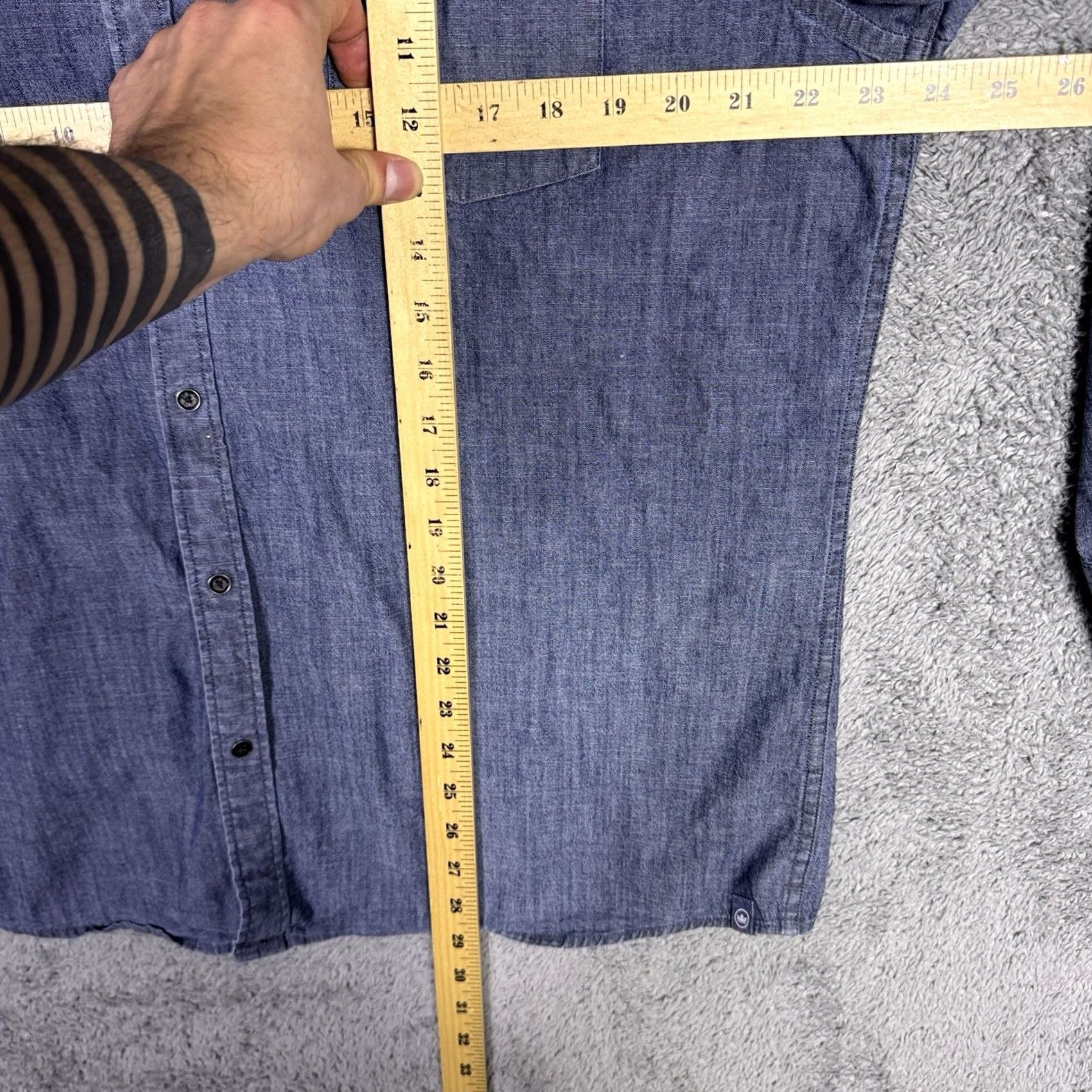 Peter Millar Peter Millar Shirt Mens L Denim Chambray Button-Up Crown Crafted Size US L / EU 52-54 / 3 - 6 Thumbnail