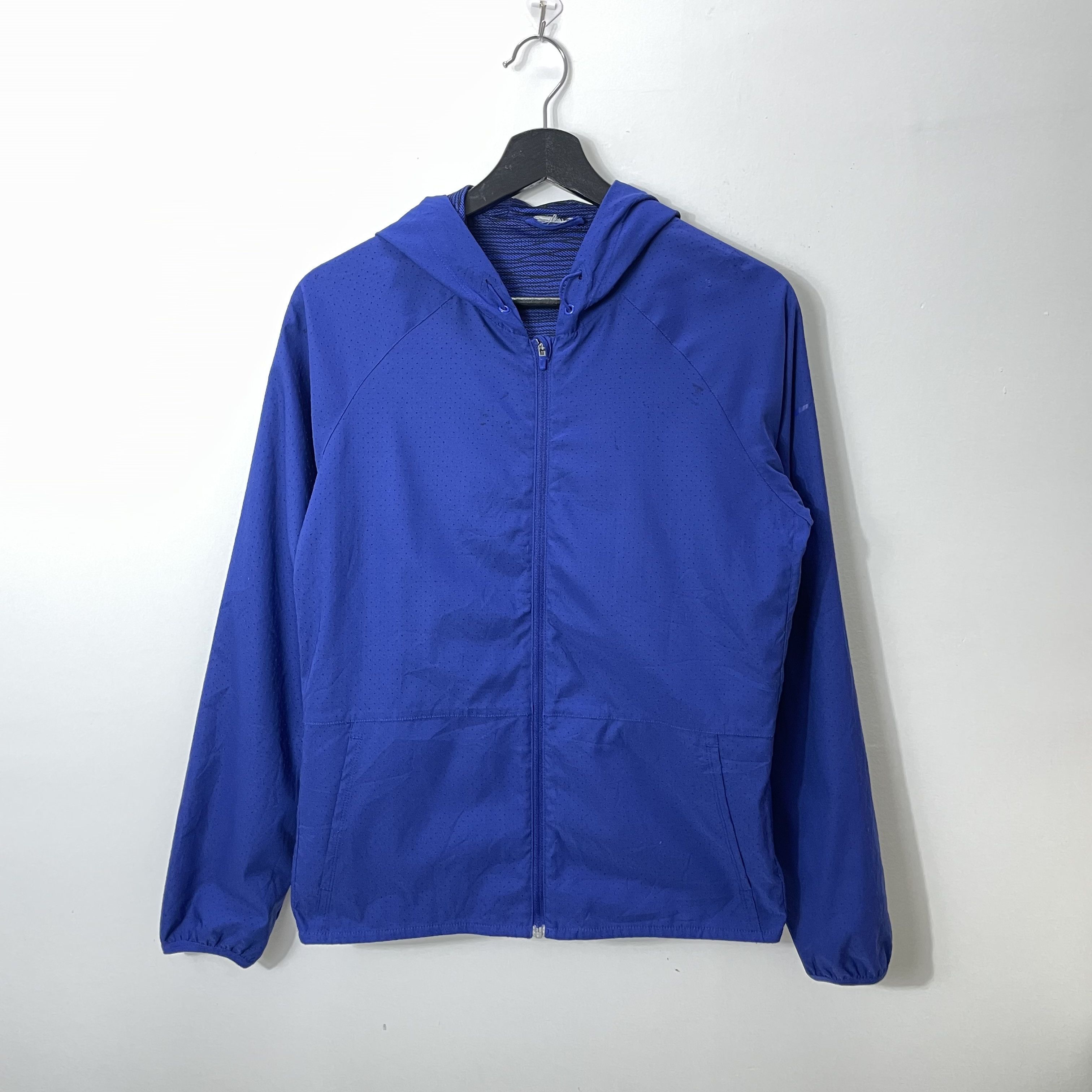 Nike ⭐️SALE⭐️ [S] NIKE HOODIE LIGHT WEIGHT JACKET ZIPPER Size US S / EU 44-46 / 1 - 1 Thumbnail