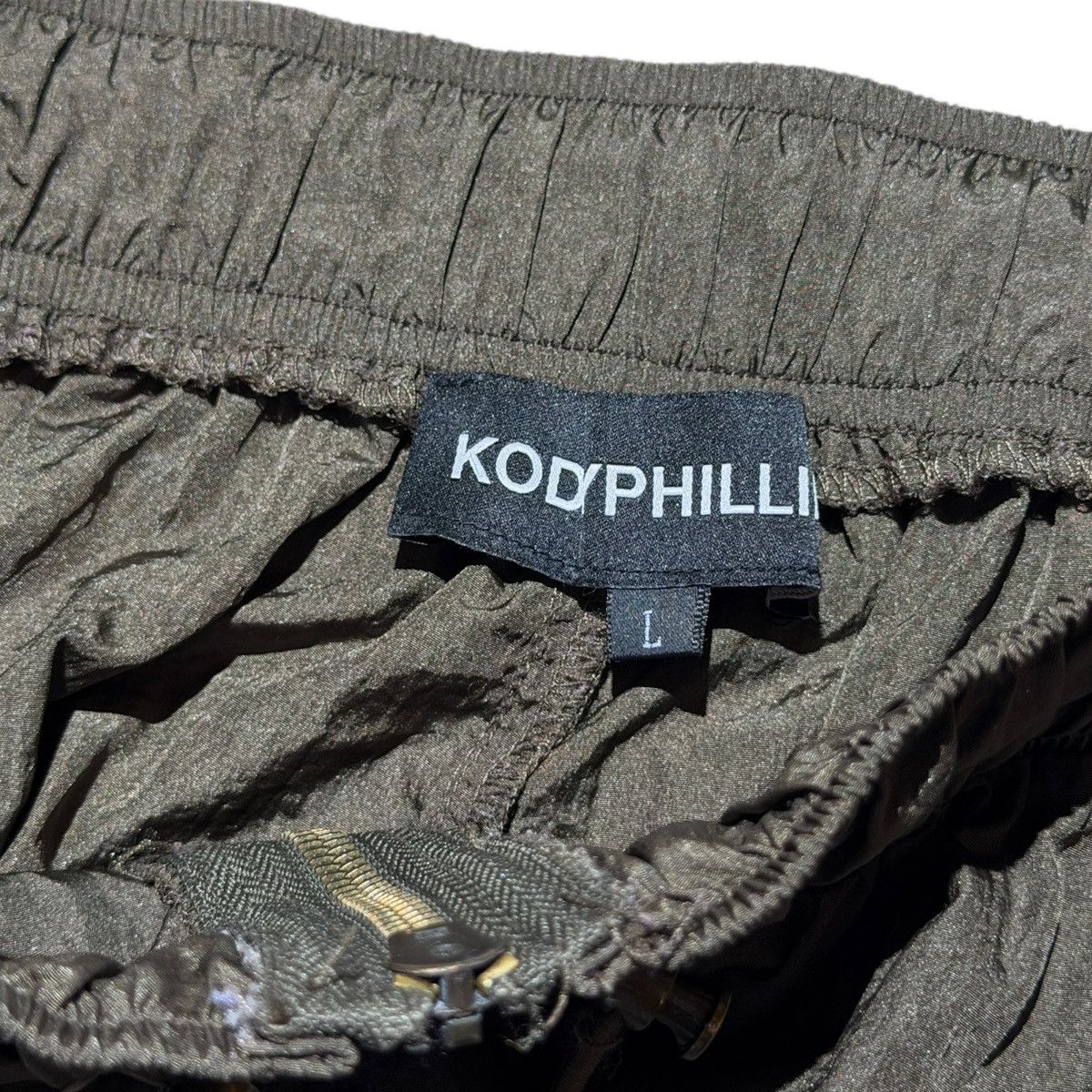 Kody Phillips adjustable waist 6 pocket cargo pant Size US 32 / EU 48 - 3 Thumbnail
