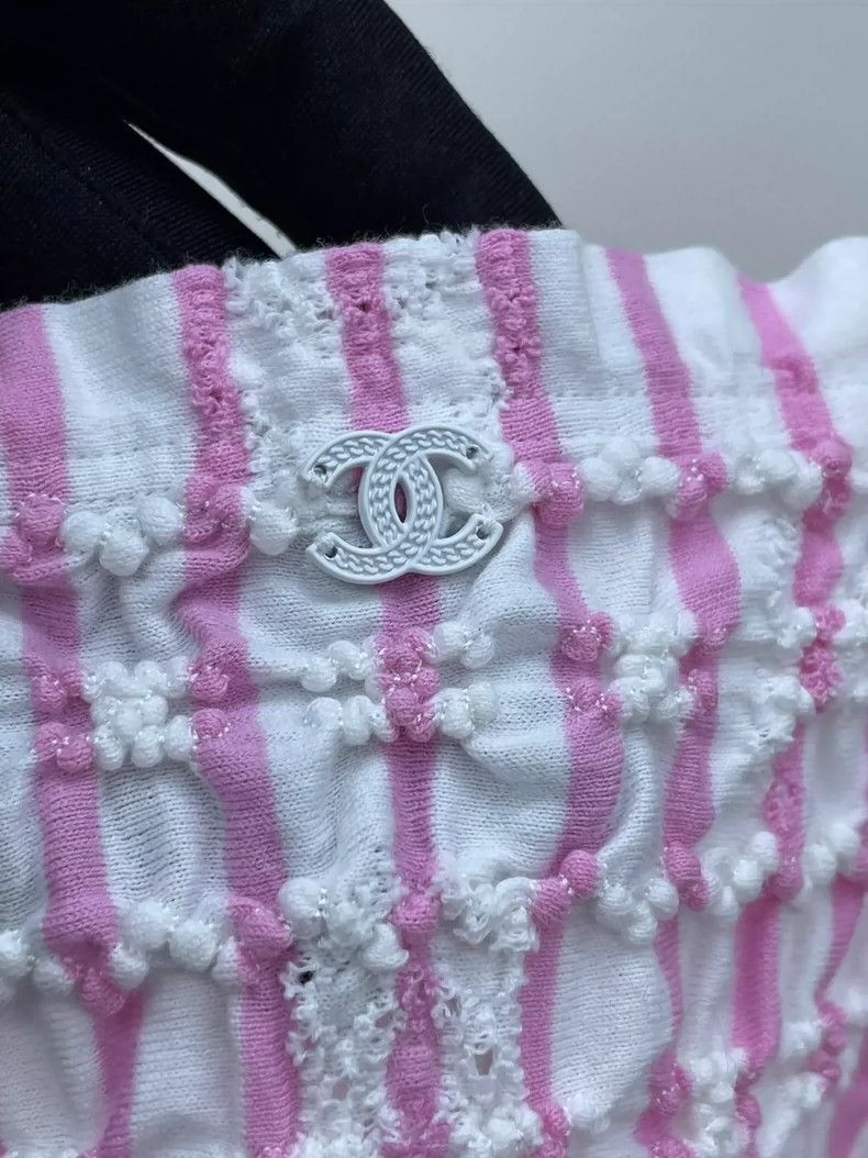 Chanel Chanel 24S pink striped pleated suspender vest 2504-Nextarr Size XXS / US 00 / IT 34 - 3 Thumbnail